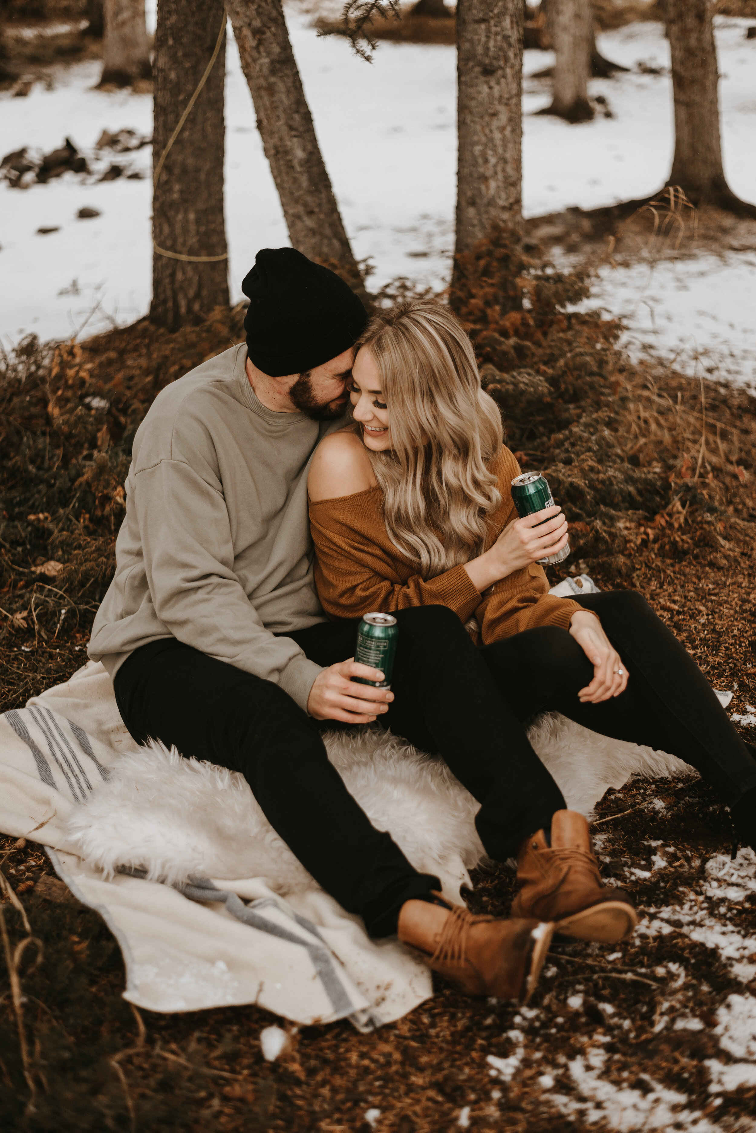 We're Going Crazy Over This Adorably Cozy Winter Engagement Session - on the Bronte Bride Blog