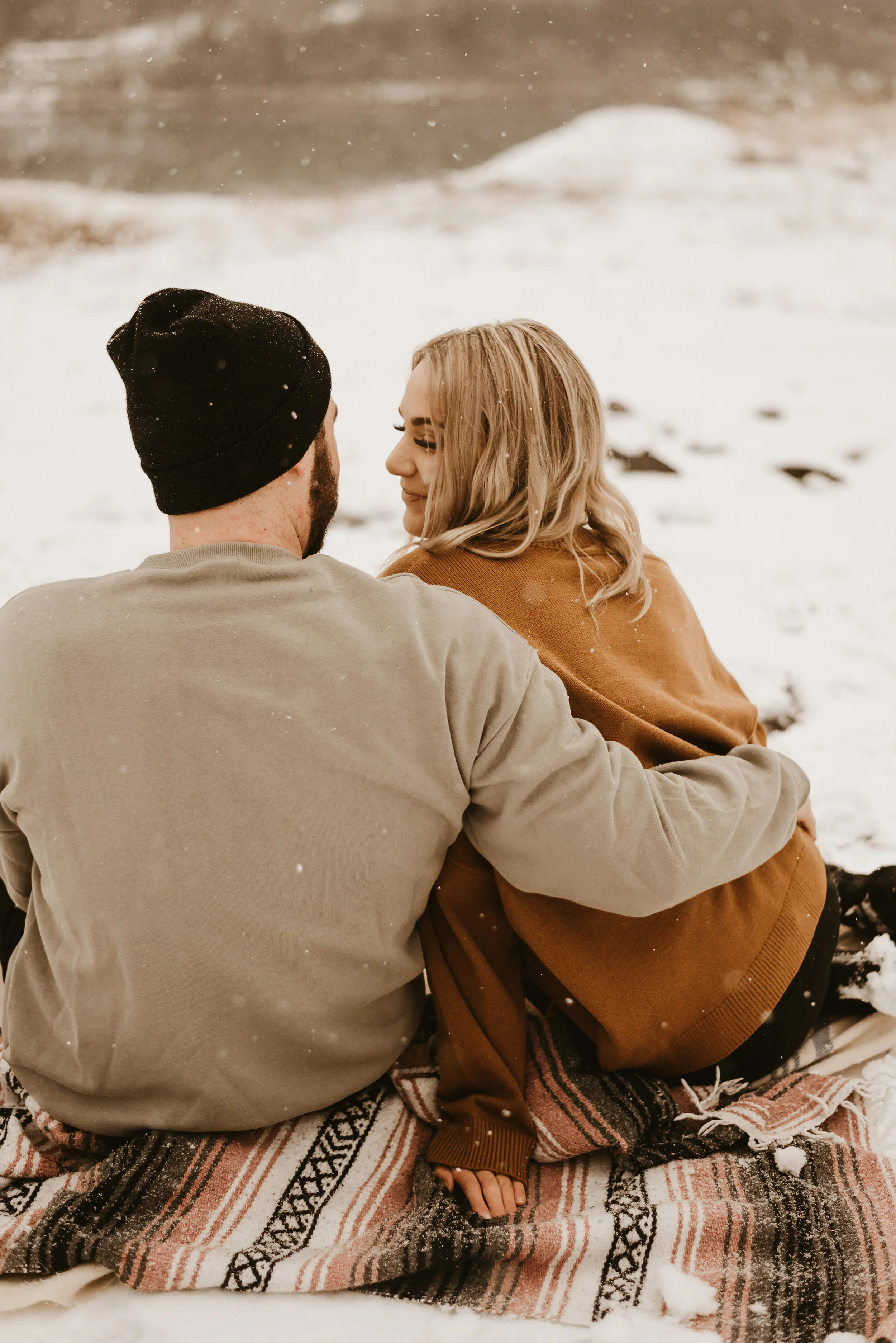 We're Going Crazy Over This Adorably Cozy Winter Engagement Session - on the Bronte Bride Blog