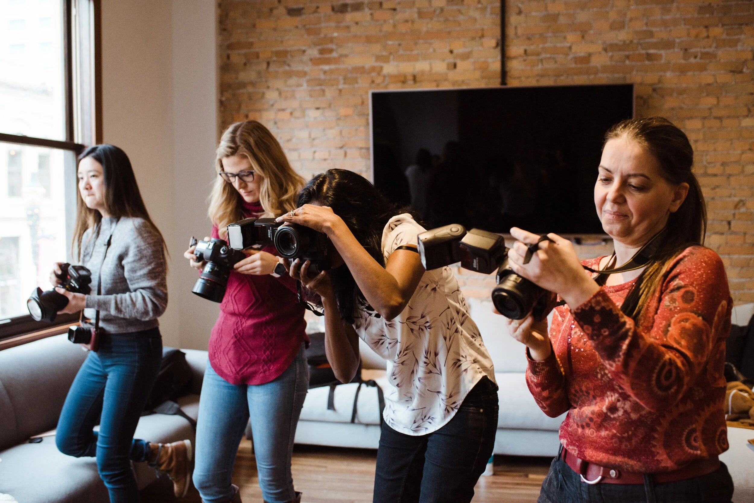 True to Hue Workshops - Rouge - Behind the Scenes Calgary Workshop