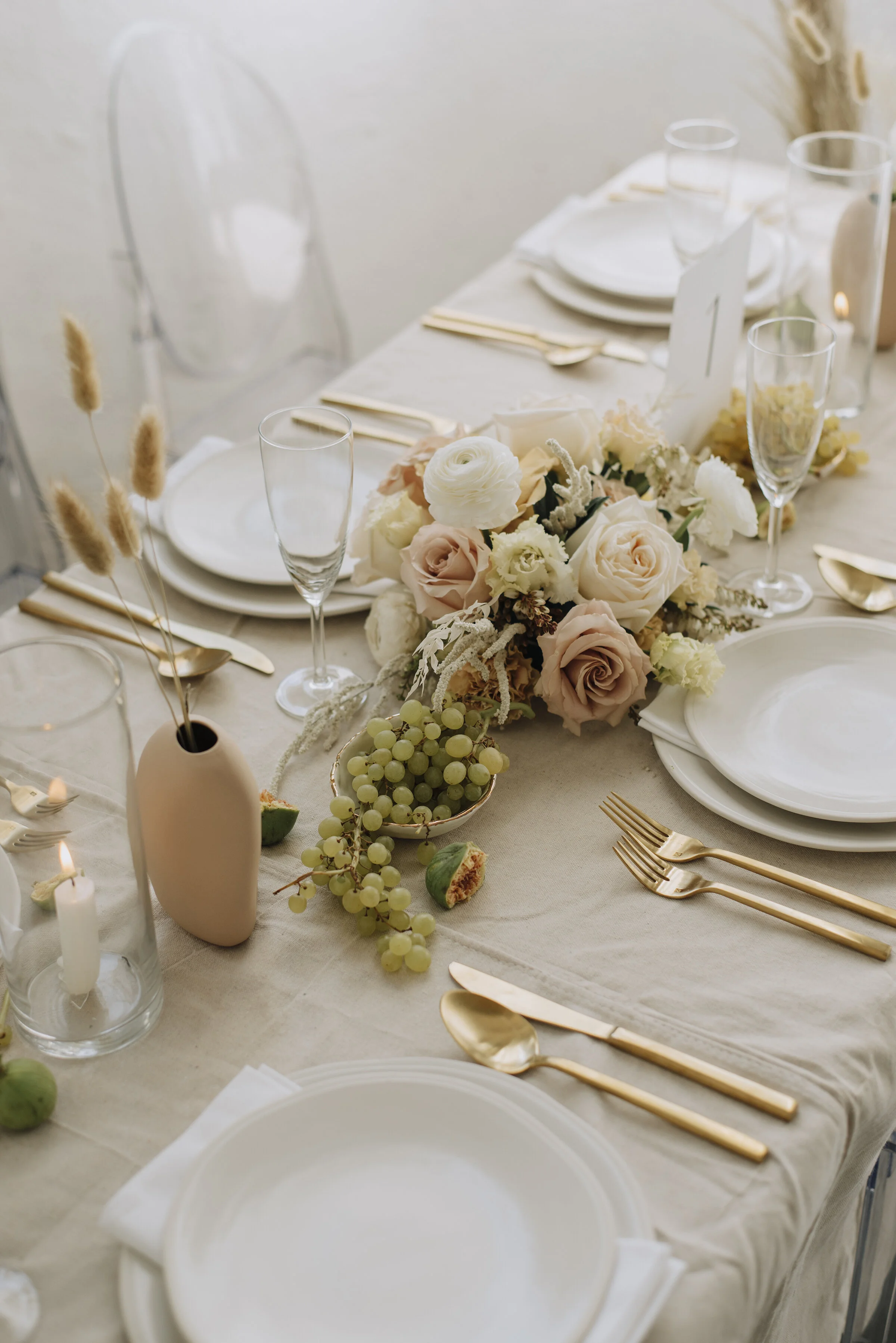 Bringing Back the Flower Crown: Organic & Ethereal Bridal Inspiration Shoot