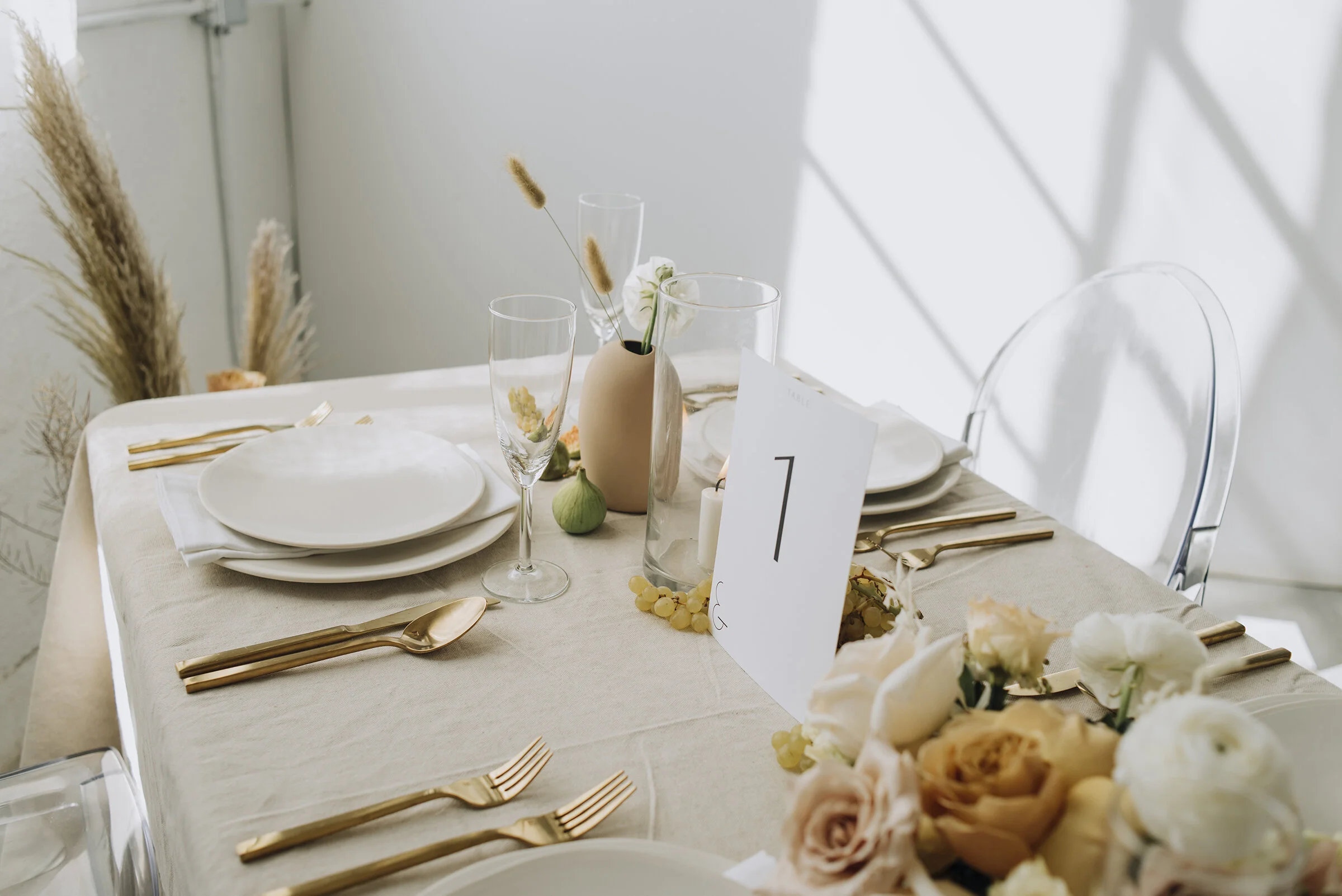 Bringing Back the Flower Crown: Organic & Ethereal Bridal Inspiration Shoot