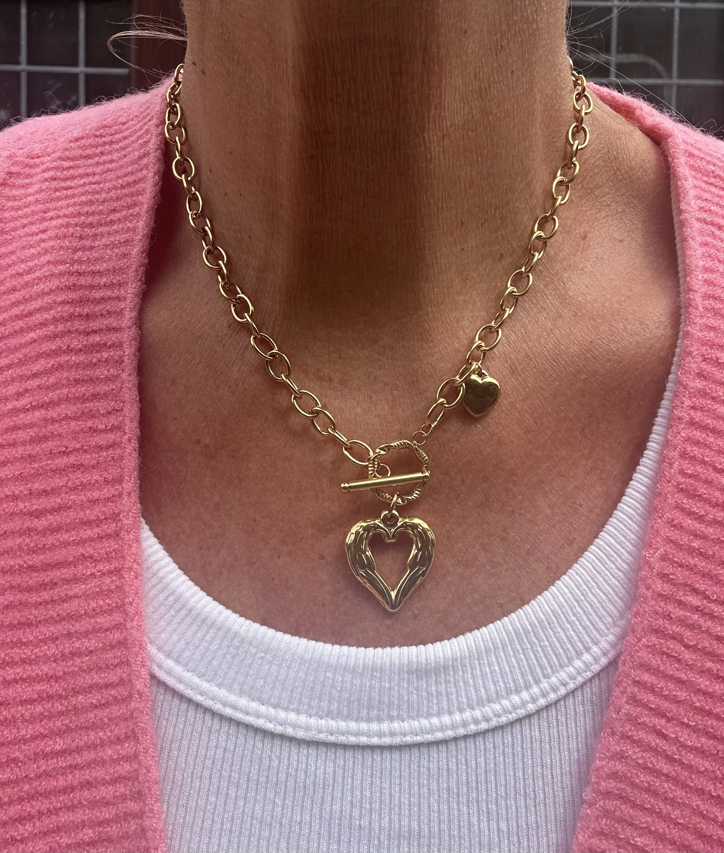 HEART TOGGLE NECKLACE