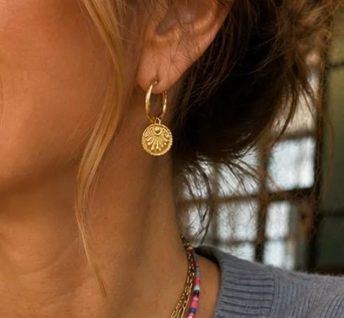 FLARE EARRINGS