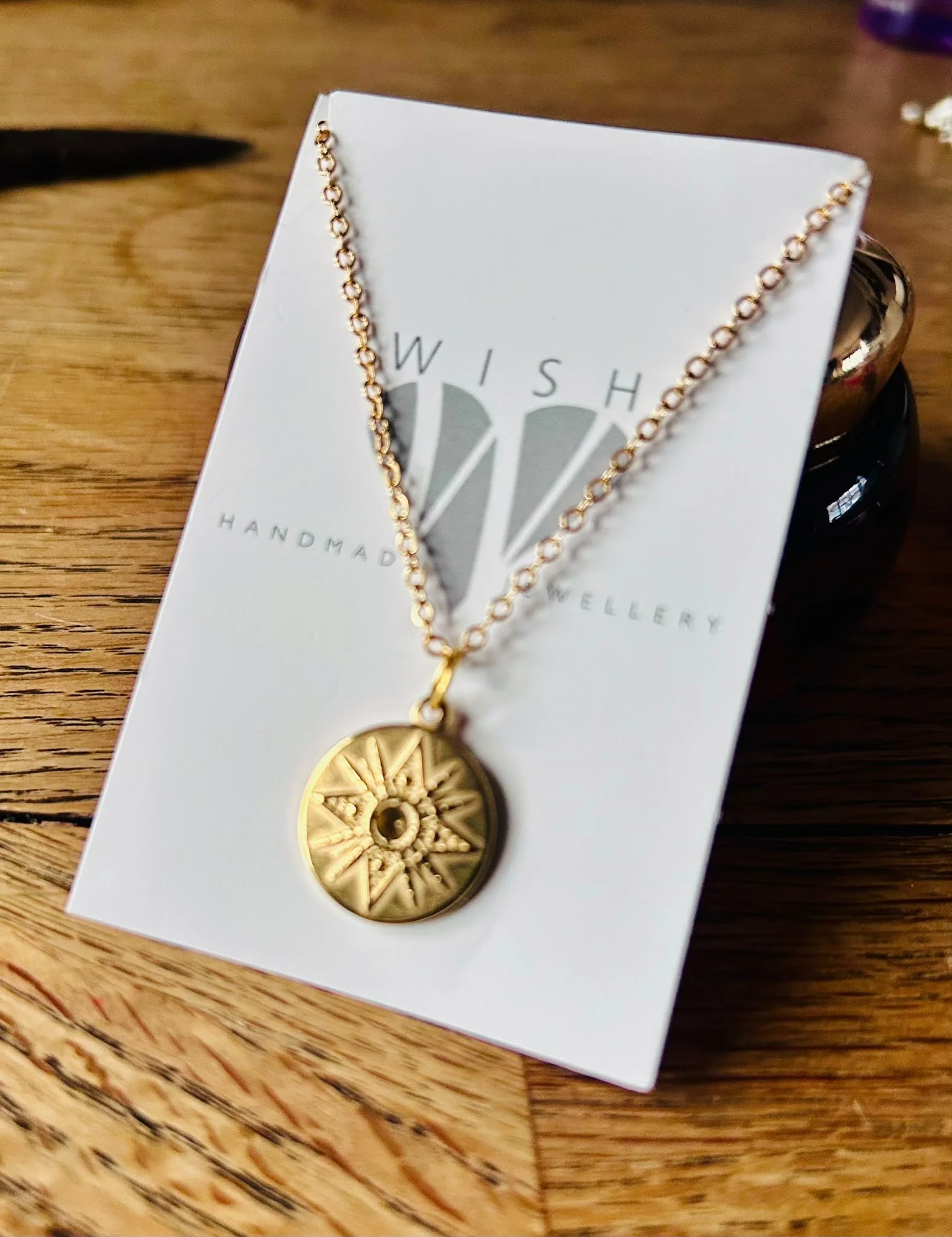 AMBRE NECKLACE