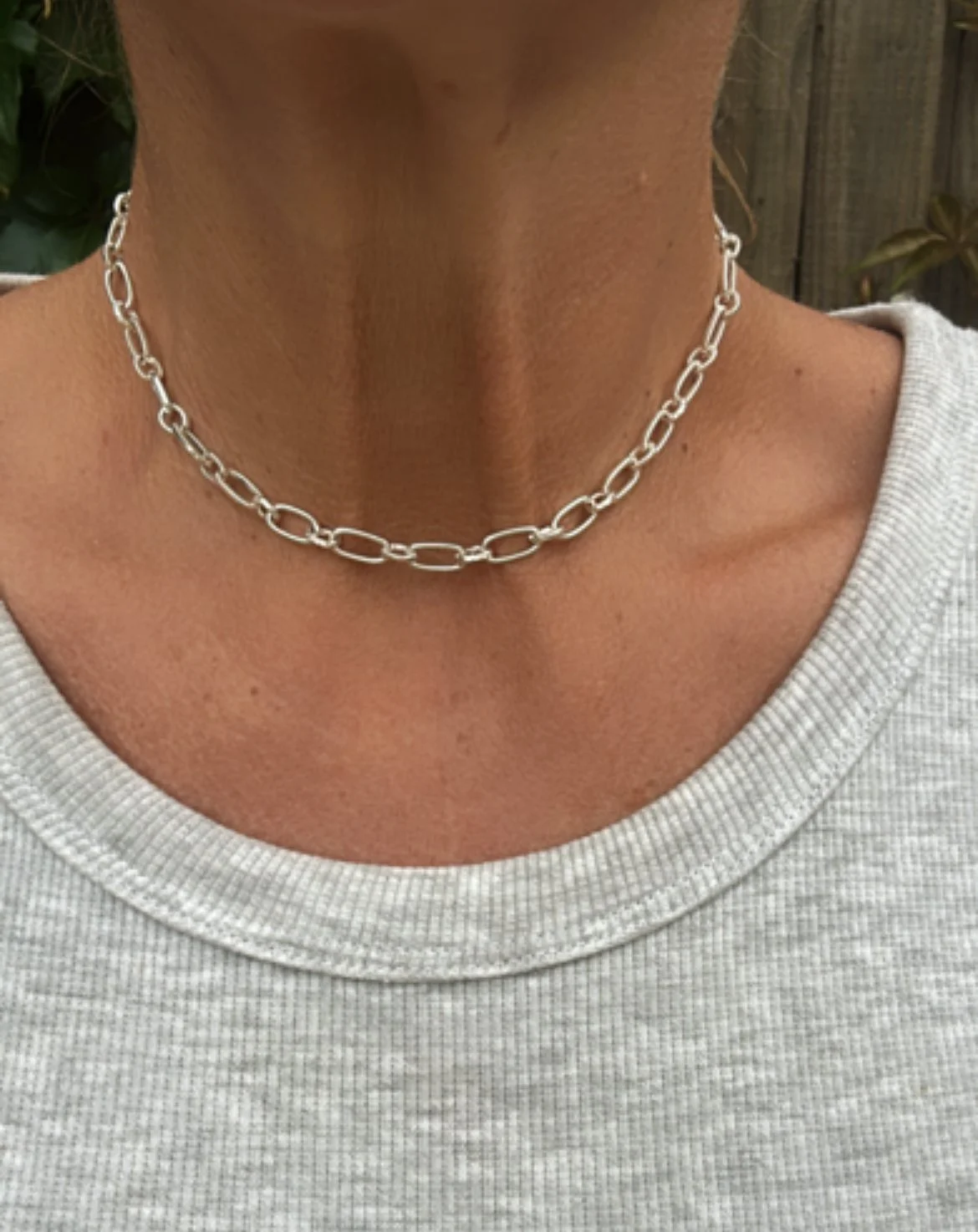 SILVER CHAIN CHOKER