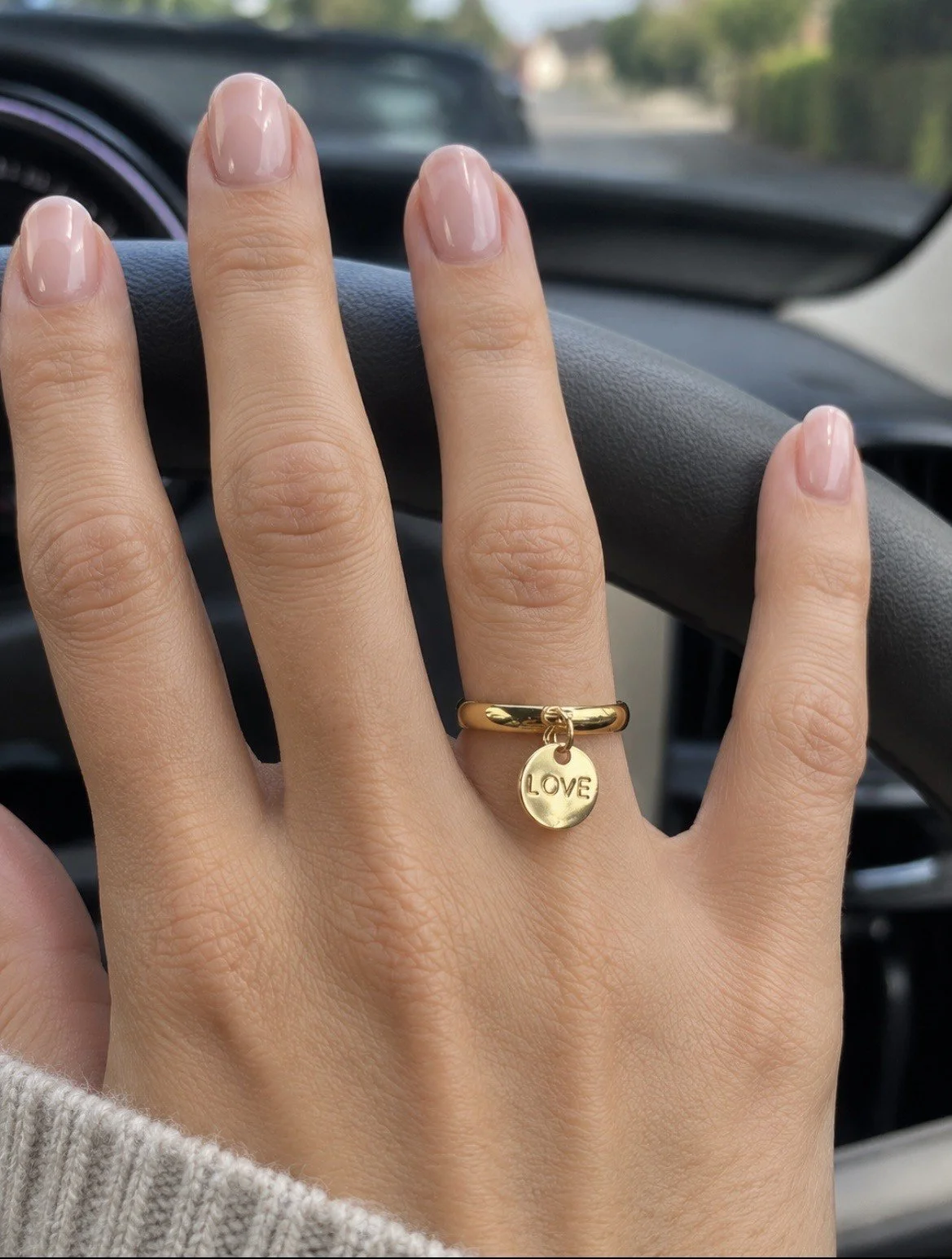 CHARM RING