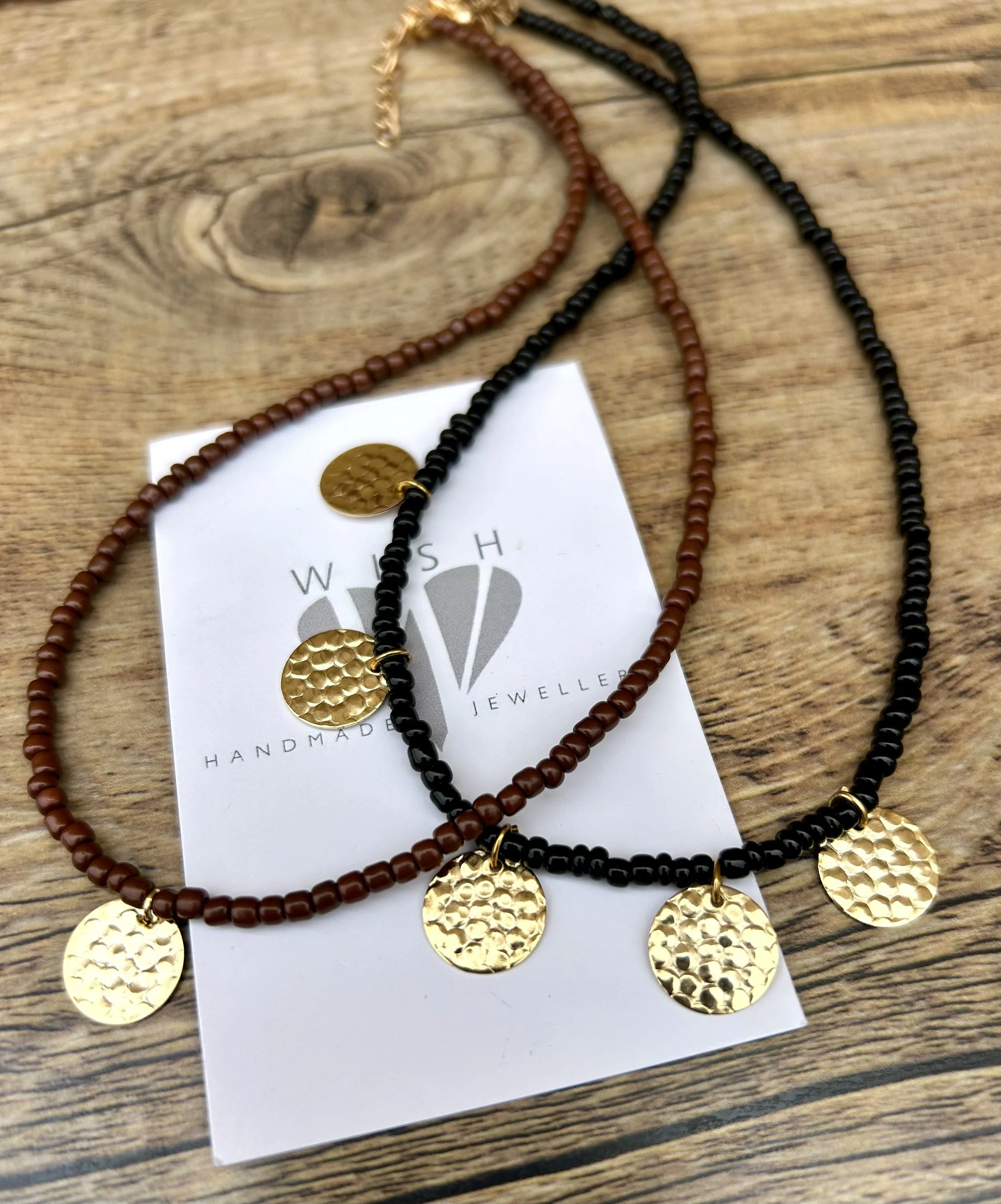HAMMERED DISC NECKLACE
