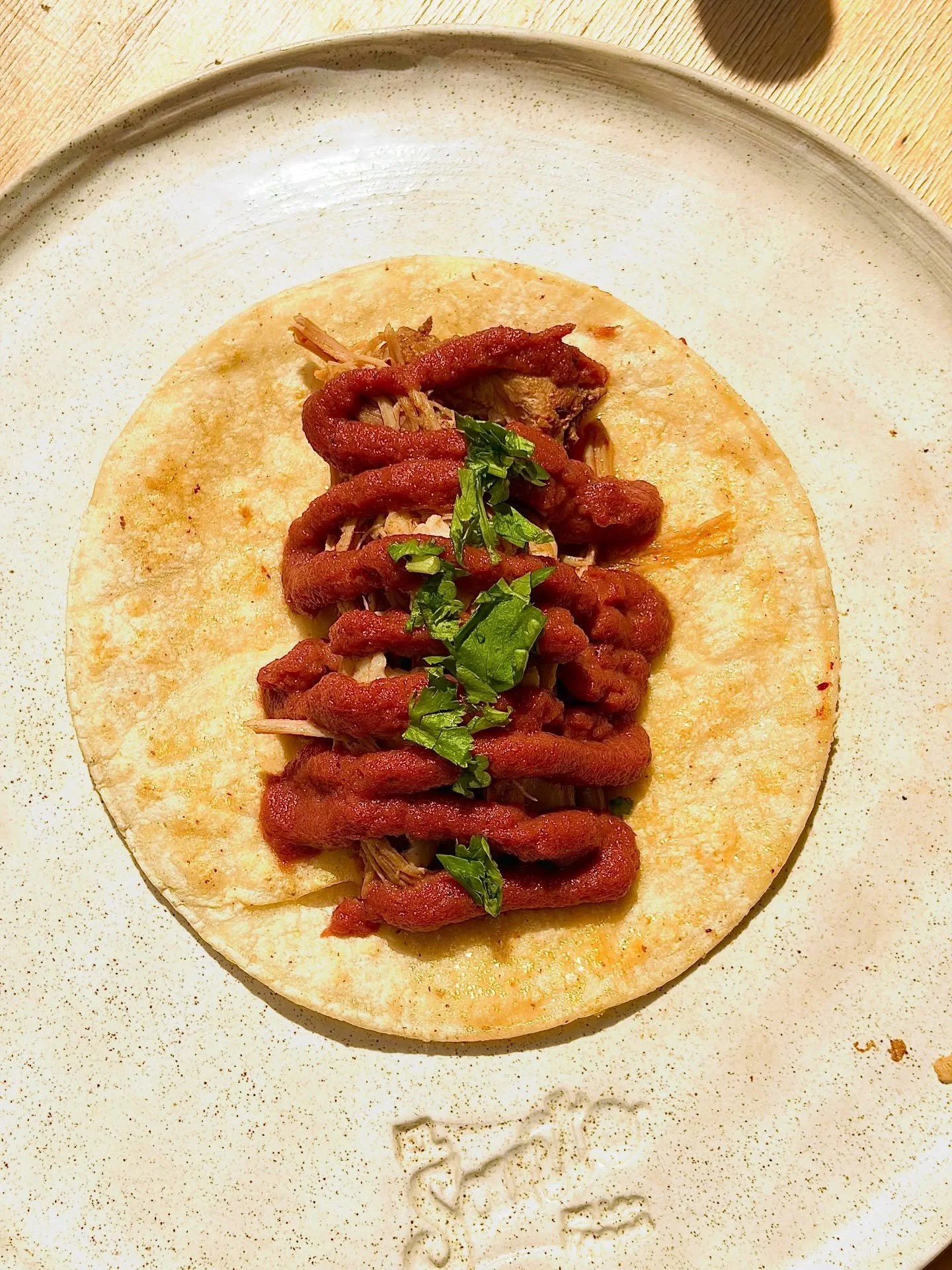 Carnitas, done the way they should be.

Slow cooked pork, finished with Chef Ricardo&rsquo;s @argeechef red onion jam &mdash; rich, sweet and full of flavour.

Now available at El Santo.

#elsantogeelong #mexicanfood #geelongeats #carnitas #tacos foo