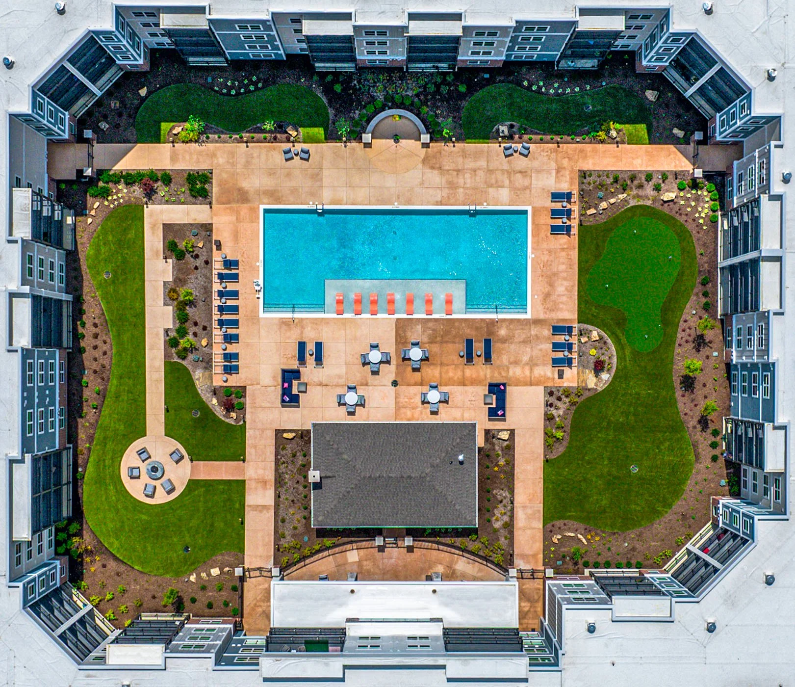 Hamilton - 230808-1-678.jpg