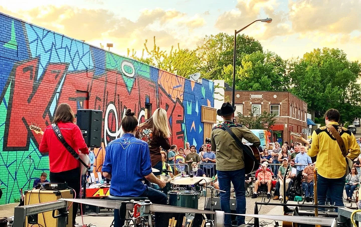 ArtsForward: Support Resources for Artists and Nonprofits