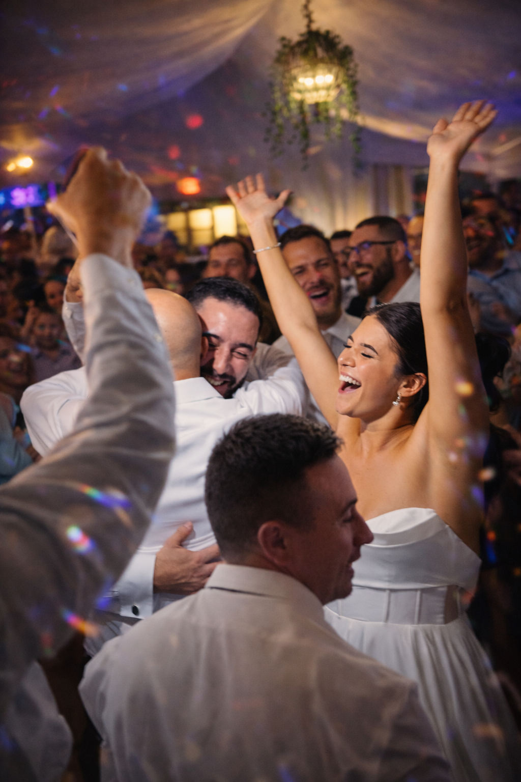 REAN WEDDING DANCE SCENE.PNG