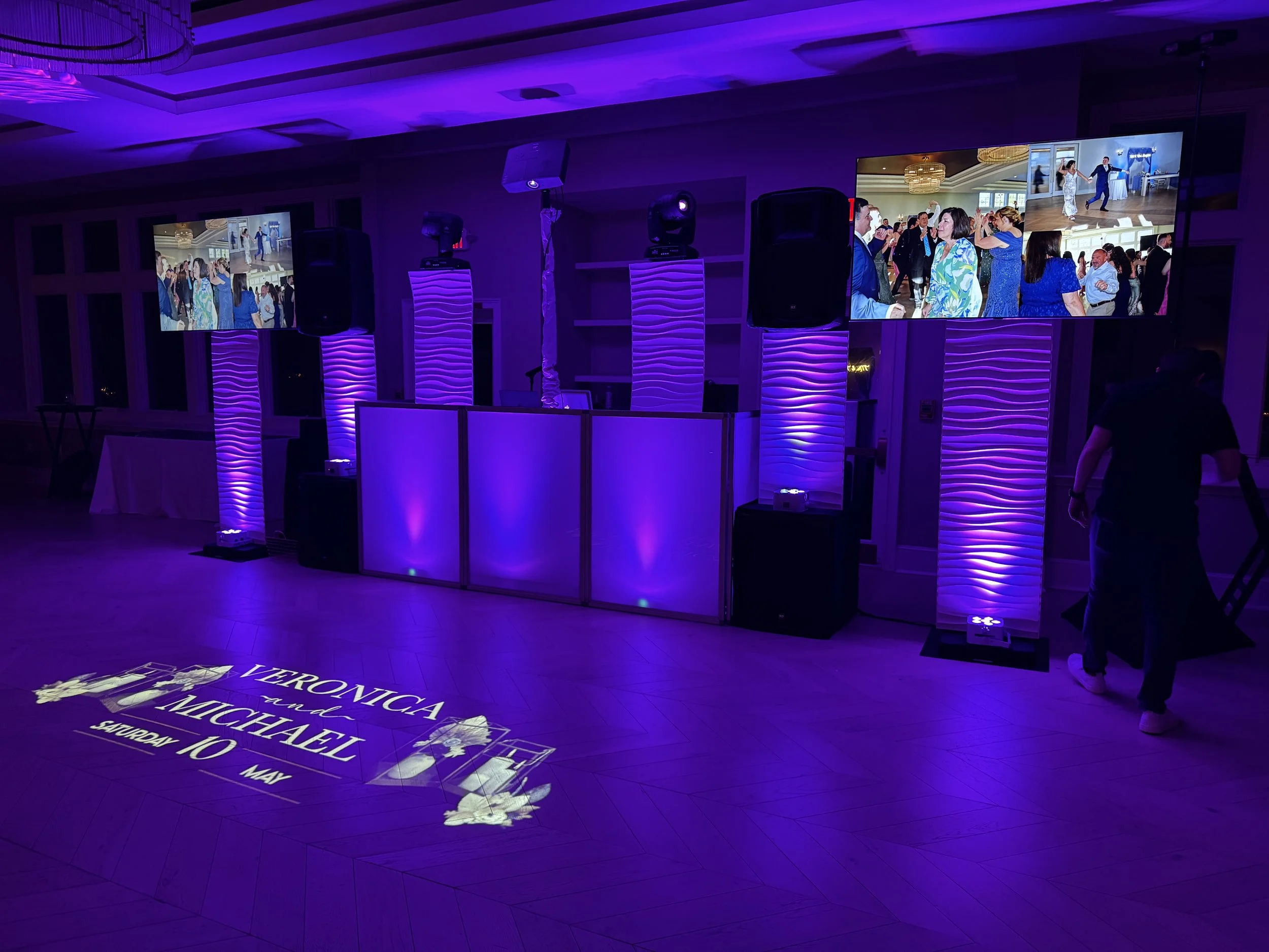 VERONICA AND MIKE WEDDING 21.JPG