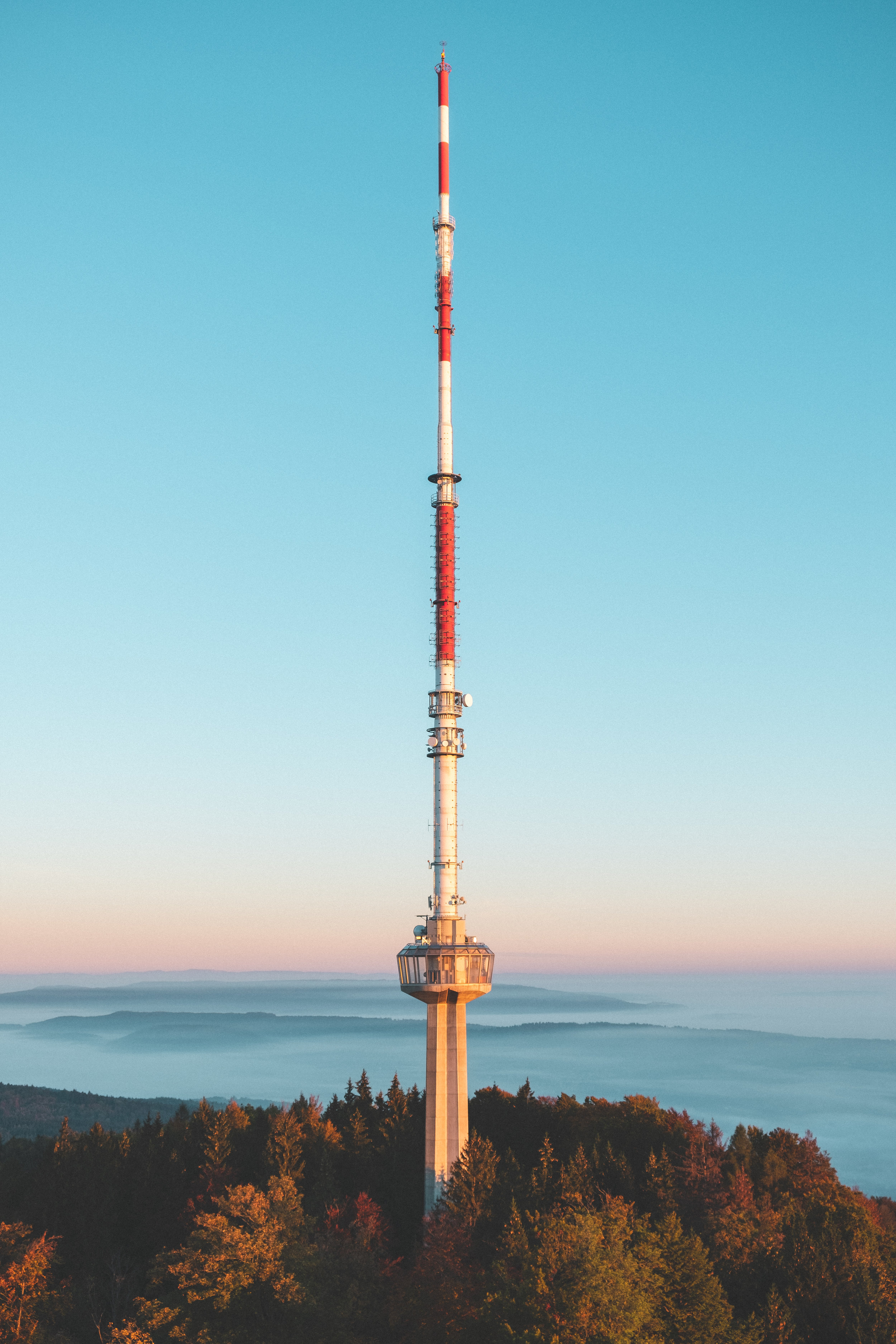 Energy, Electromagnetic Fields and 5G