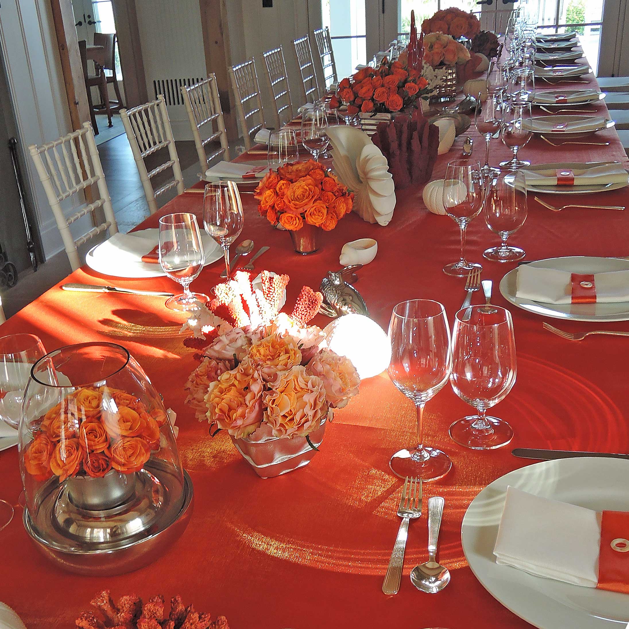  east hampton, ny, floral designer, florist, flower arrangement, coral, dinner party, home delivery, by appointment,hamptons, new york city, manhattan 