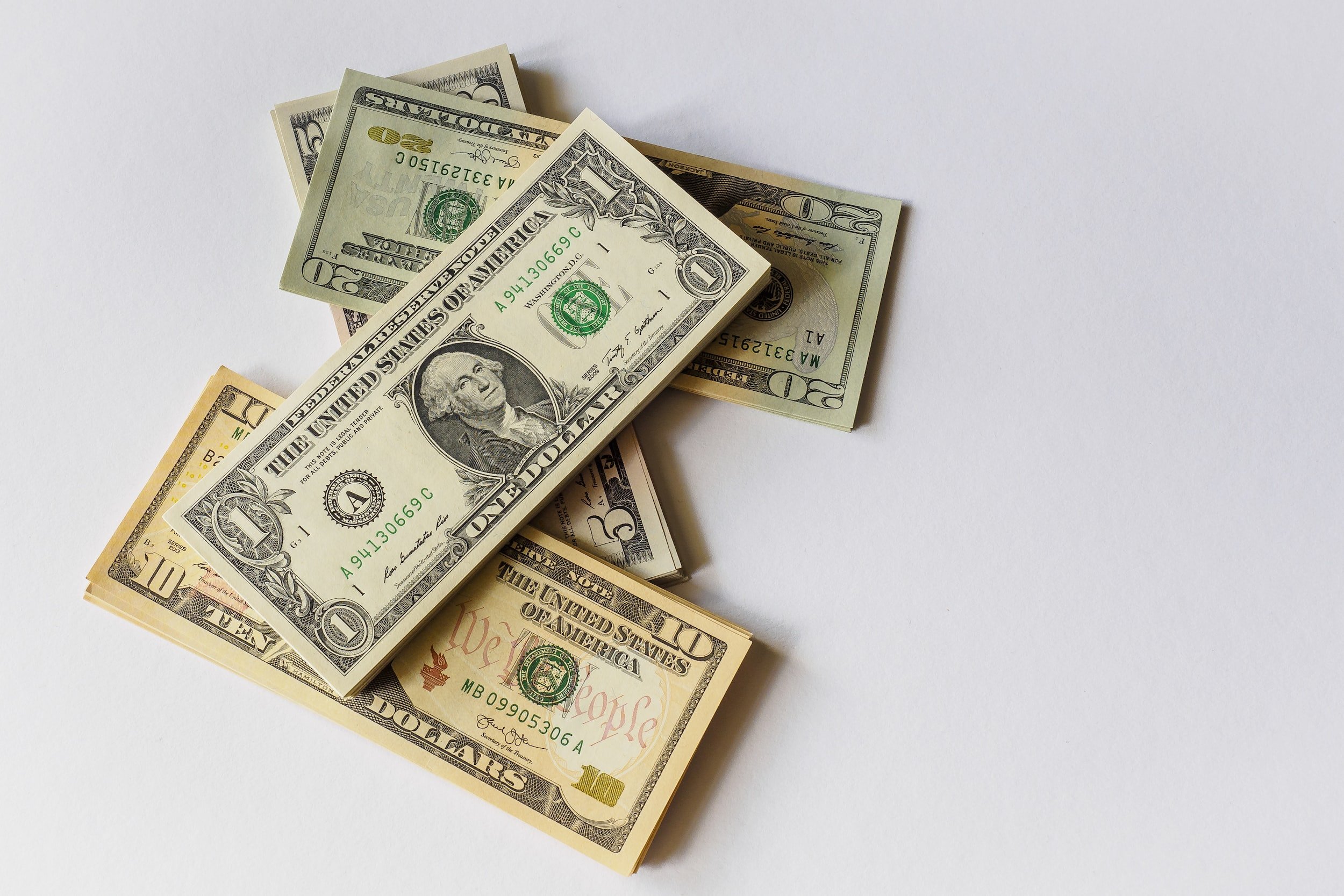 What's the Difference Between a Grant and Loan?