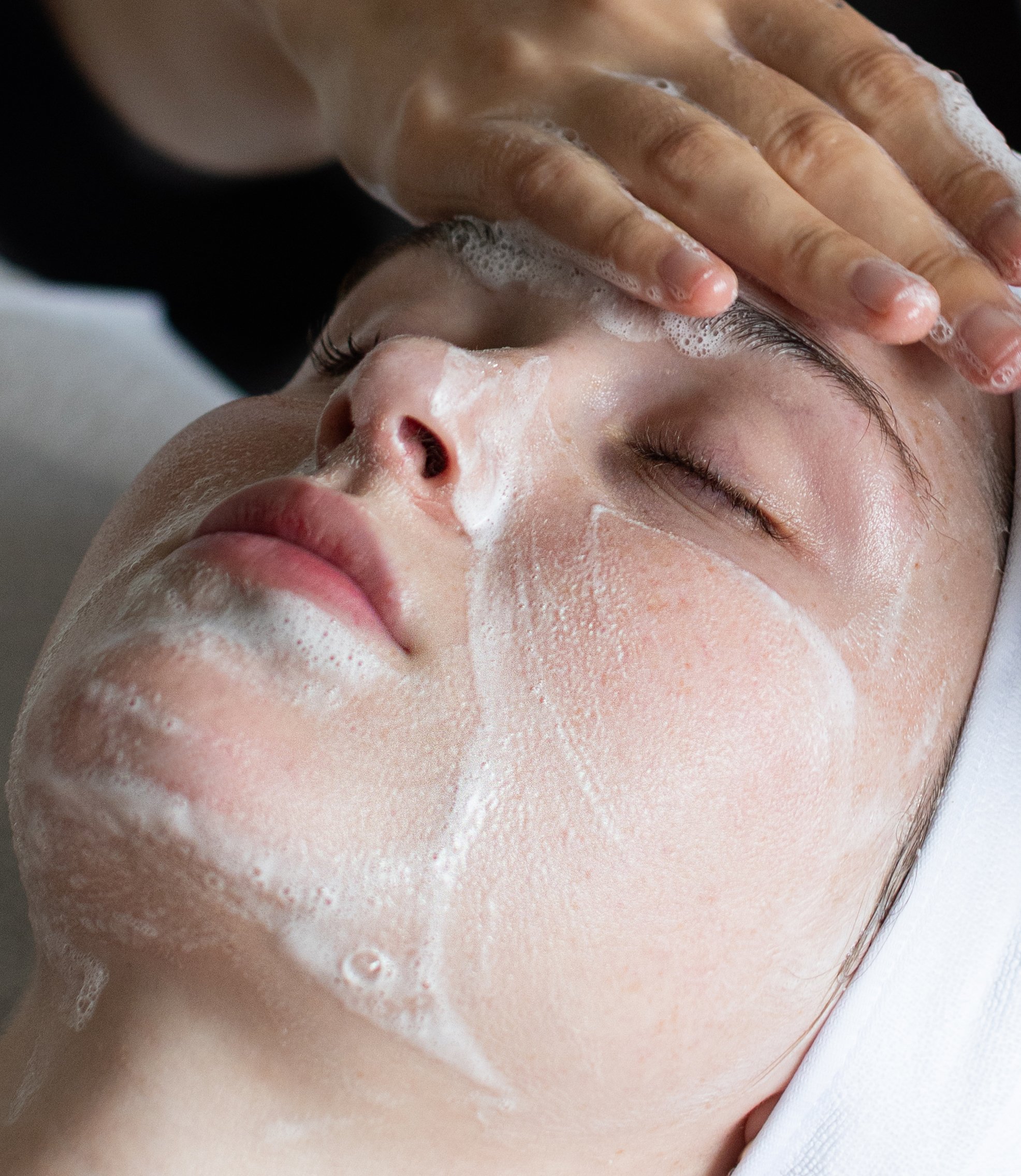 relaxing facial massage Japanese inspired