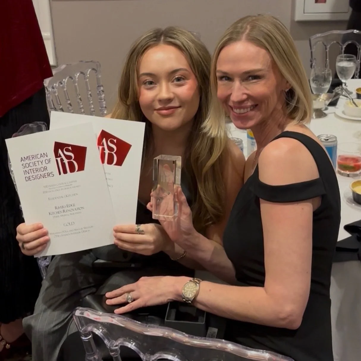 Still smiling about this one 🥳🏆

Grateful to have left the @sc_asid Awards Gala with some bling! Huge thank you to our amazing client @kjkingsborough for trusting us with your space!