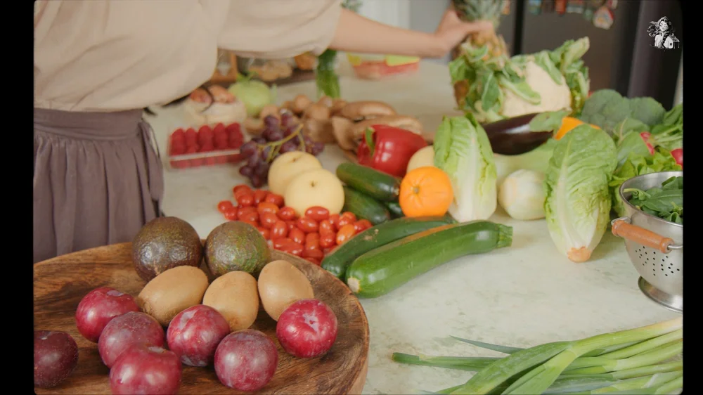 Fridge Tour & Organization - Her86m2_1.101.1.jpg