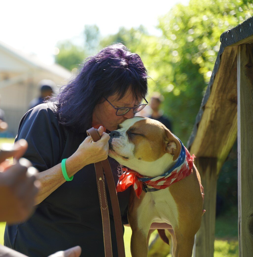 &quot;The world would be a nicer place if everyone had the ability to love as unconditionally as a dog.&quot; &mdash;M.K. Clinton
 #dogtraining #dogtrainingisfun  #dogtraıner #dogtrainerlife #dogtrainersofig #dogtrainersofinstagram  #dog #dogs #dogli