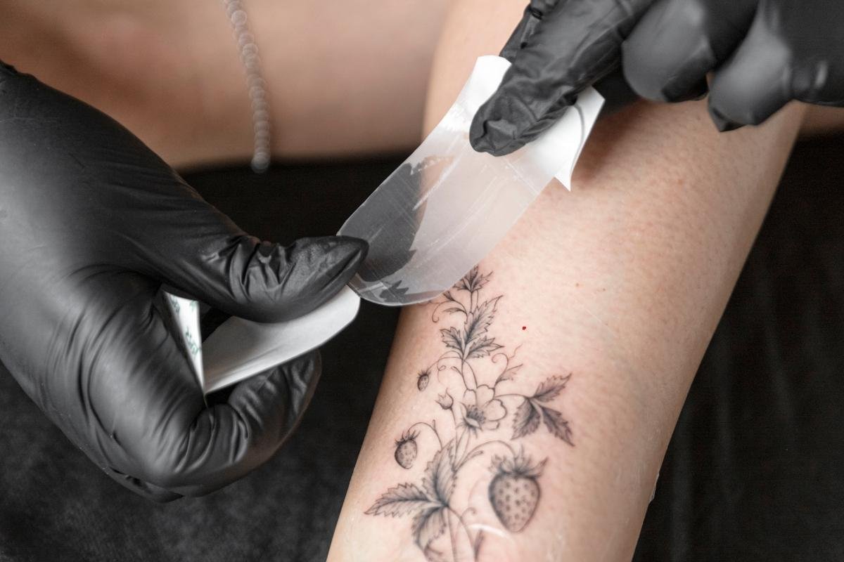 Sleek and Stylish Black Lining Tattoo