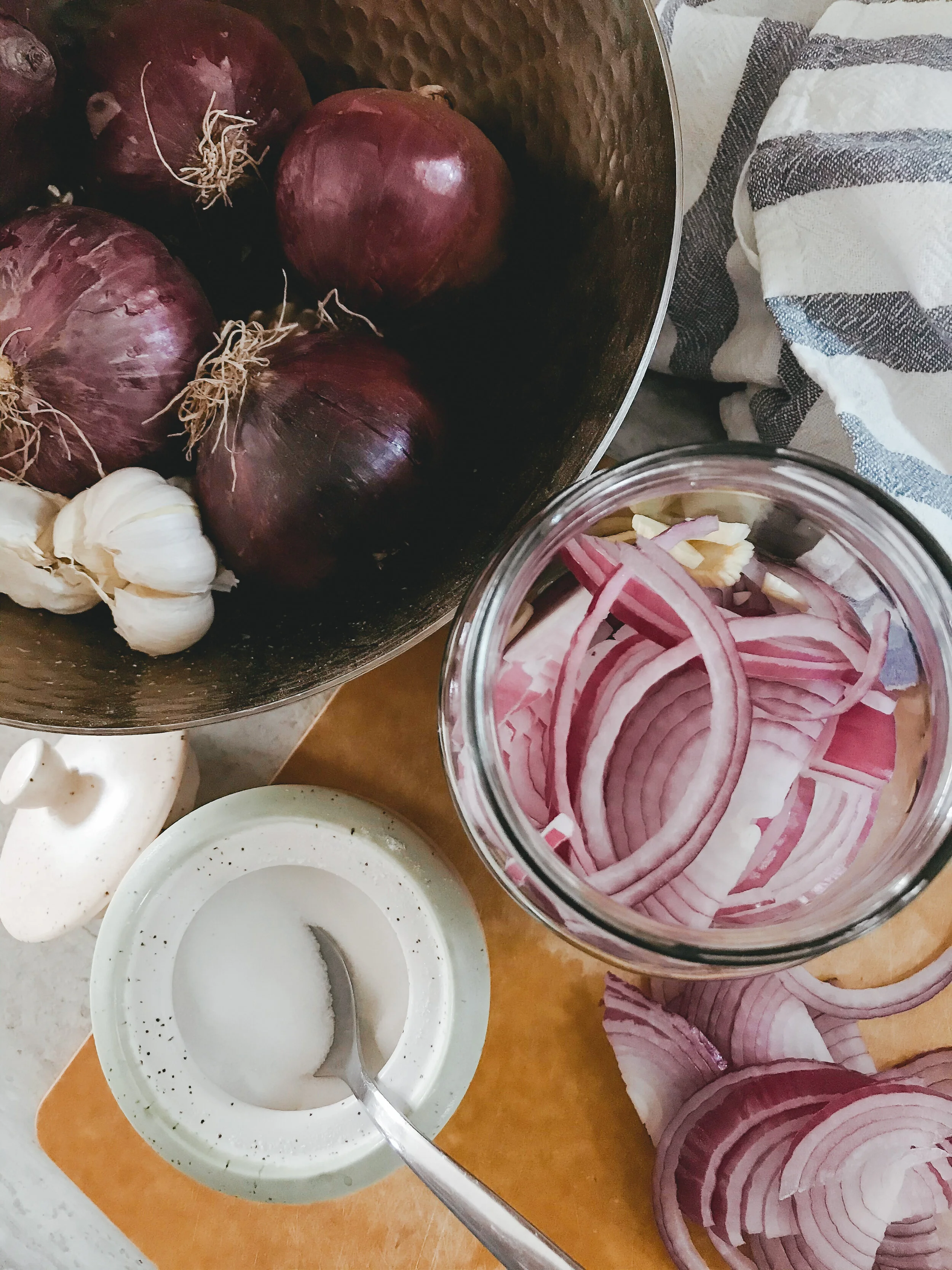 Overnight Pickled Red Onions