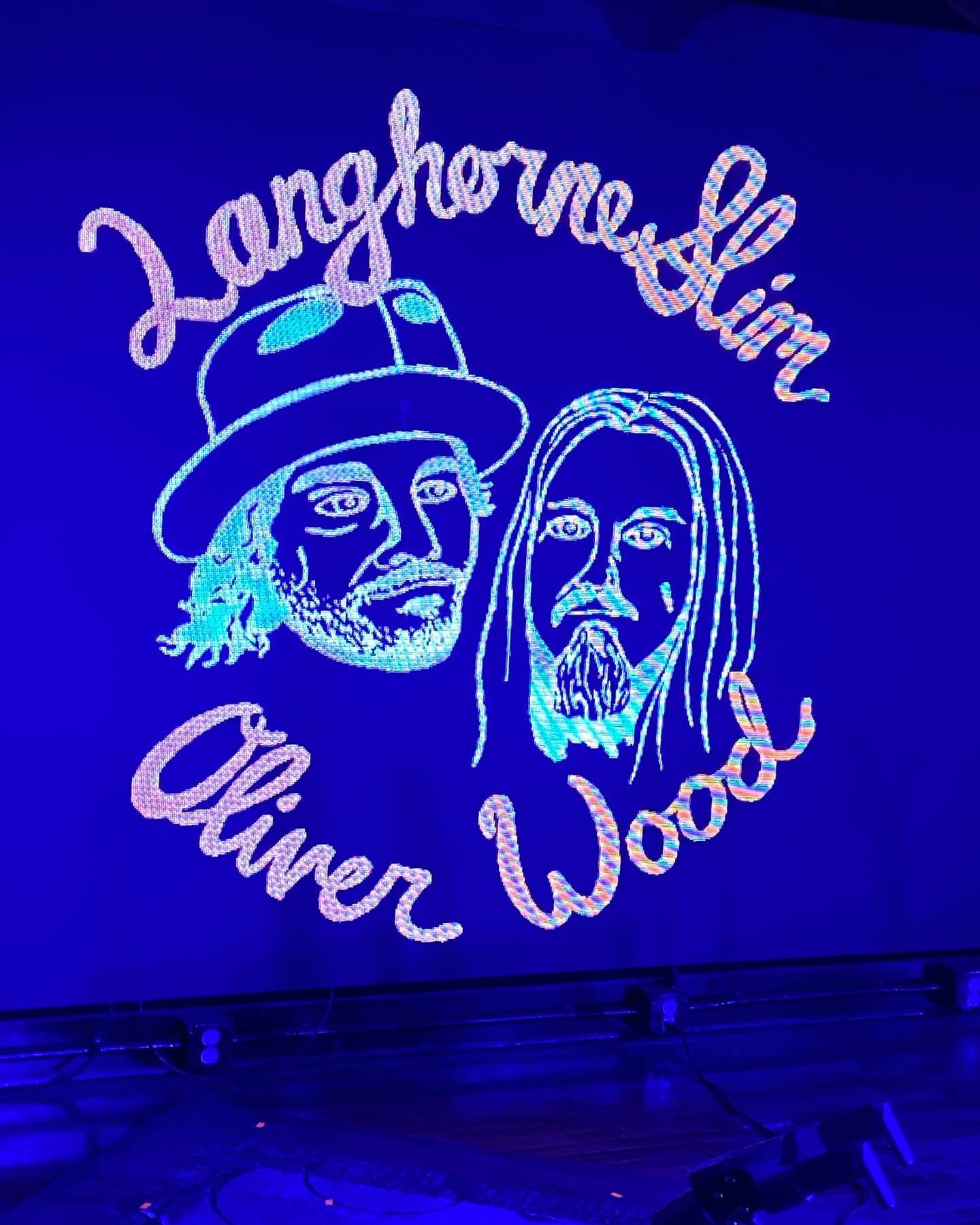 Tonight in Cinci at @ludlowgarage come on!
*
*
#langhorneslim #oliverwoodmusic #cincinattilivemusic