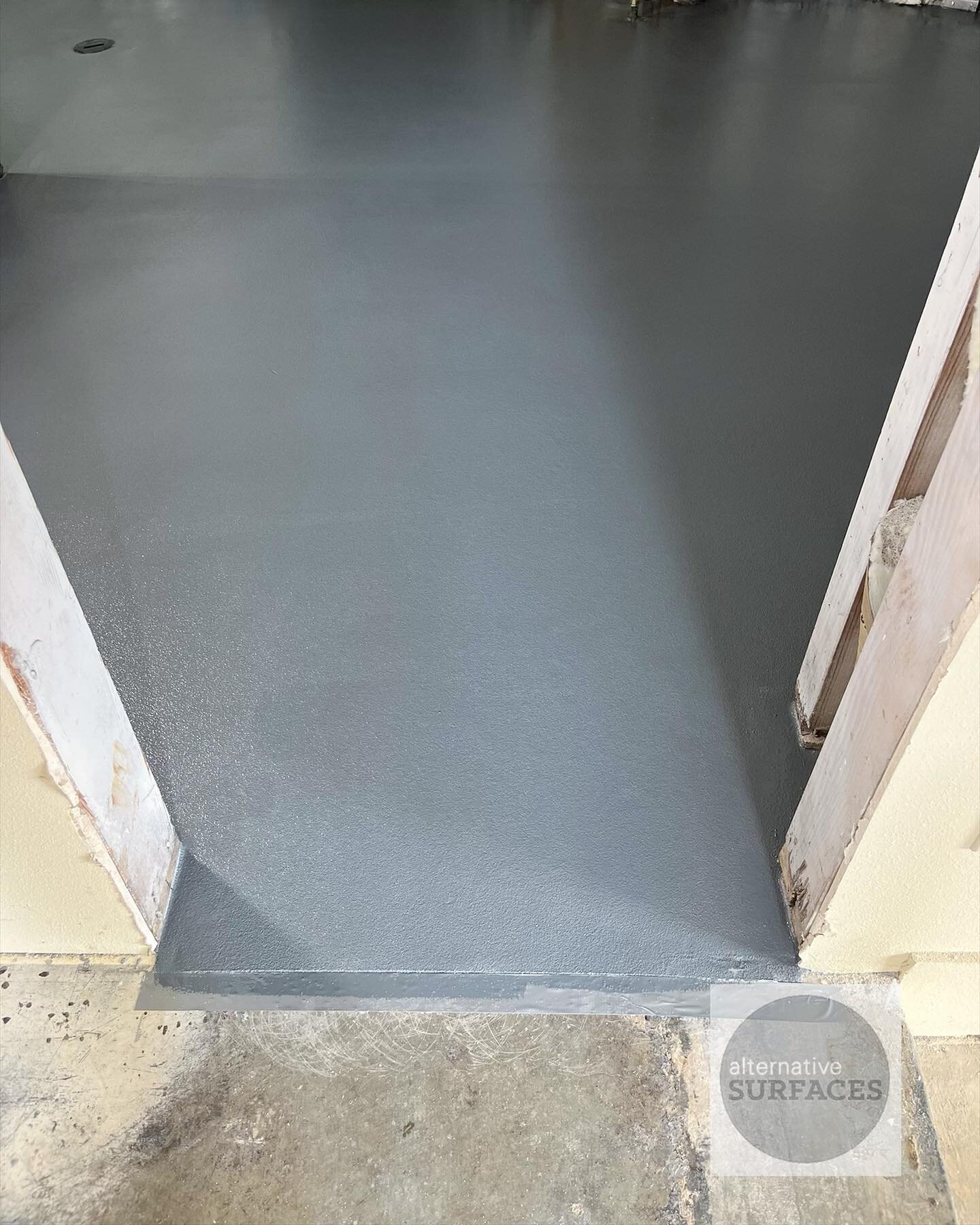 Sometimes it&rsquo;s best to start a remodel from the ground up!

For a commercial kitchen remodel in Portland, a safe and durable surface can be a top priority for employee&rsquo;s safety. Our Urethane Cement system not only provides durability to l