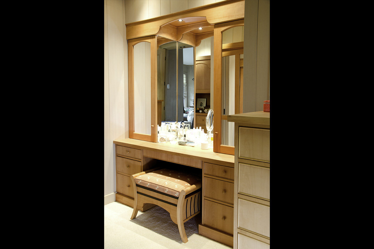  Built-In Dressing Table -  German Pearwood, Wenge  