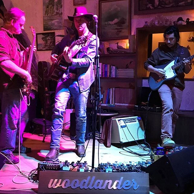 Woodlander &amp; Friends Live at Fern Bar in Sebastopol, CA