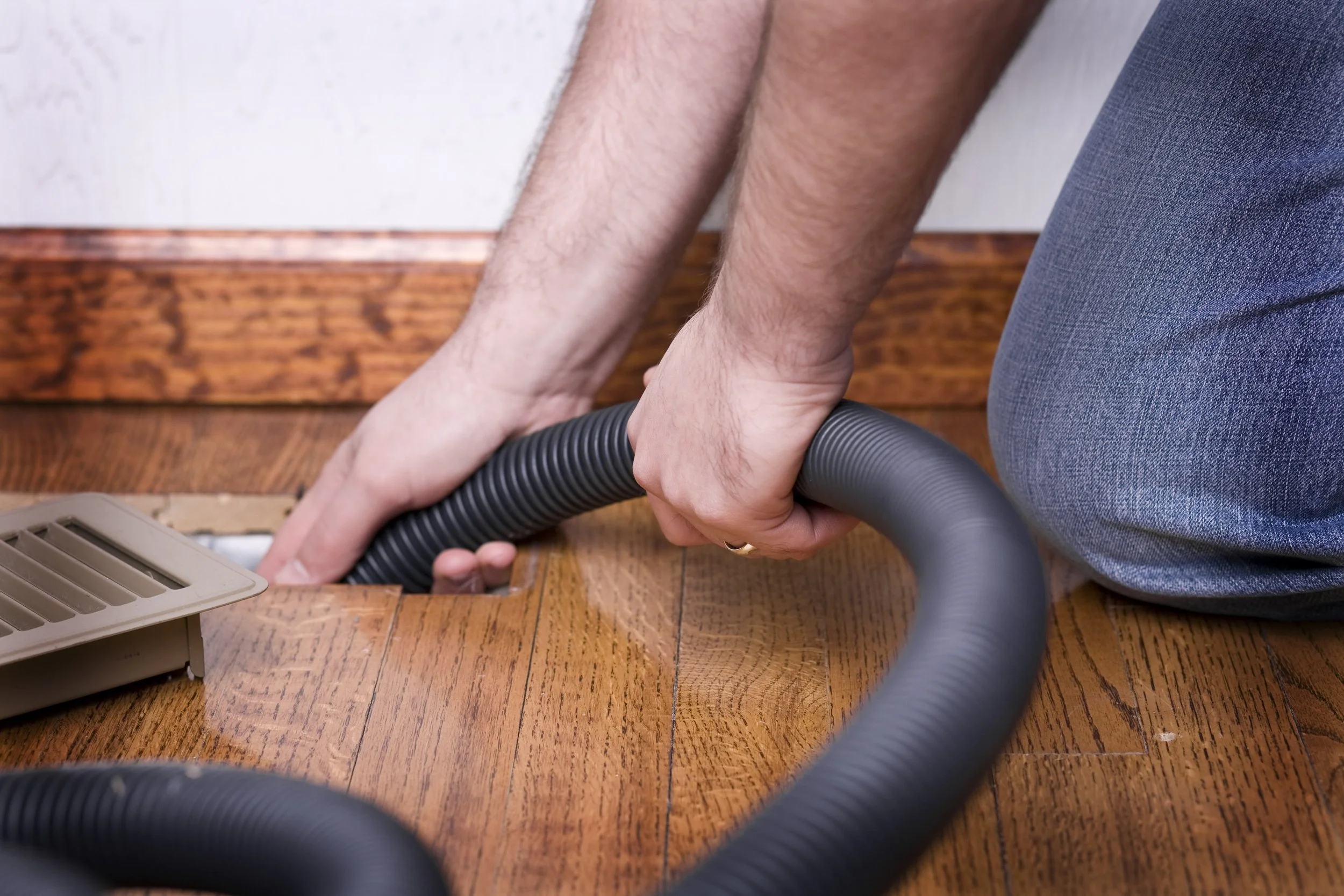 How Do I Know if My Air Ducts Need to Be Cleaned?