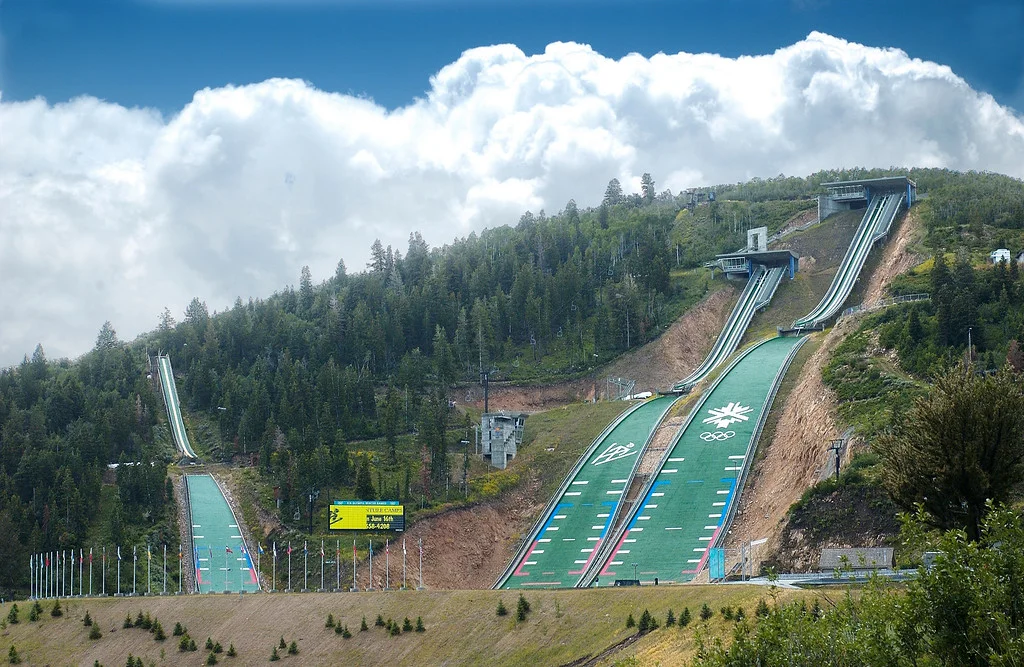Nordic_jumps_summer-XL.jpg