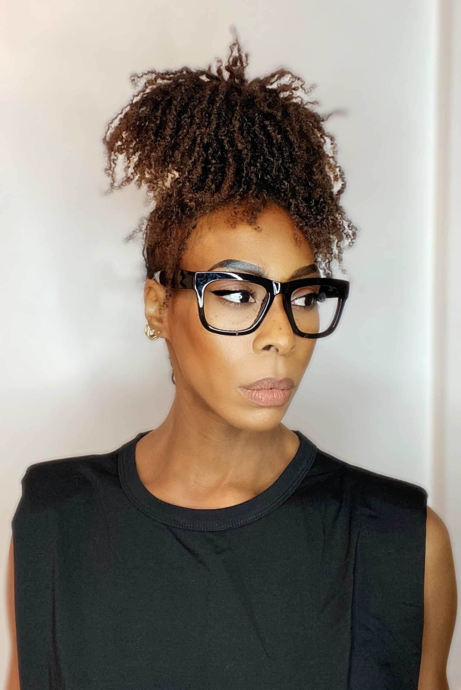 Facetune_24-03-2023-01-58-54.jpeg