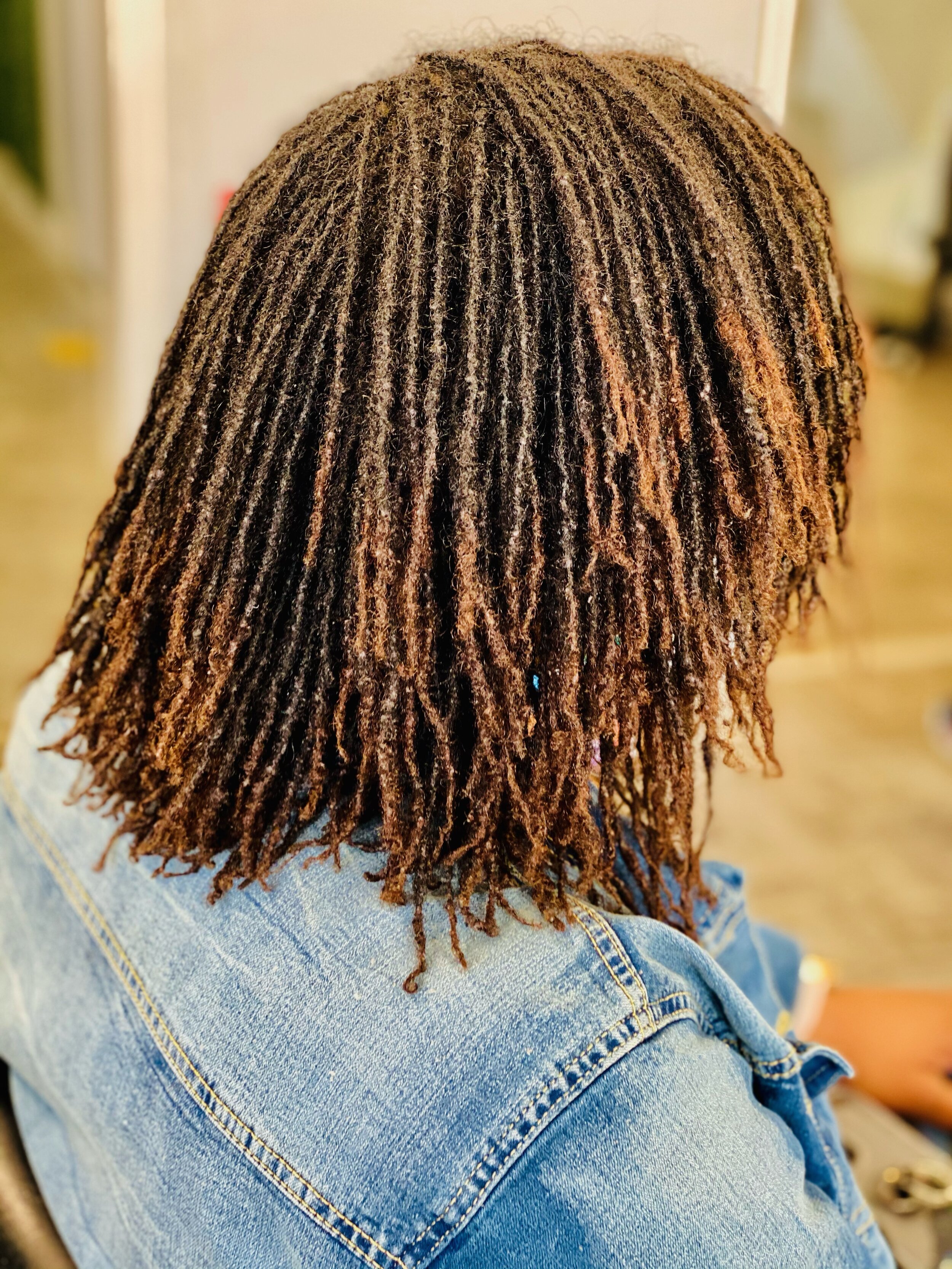 Dreadlocks, Interlocks & Sisterlocks