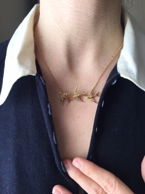 Antique swallow pendant — Lumière Antiques