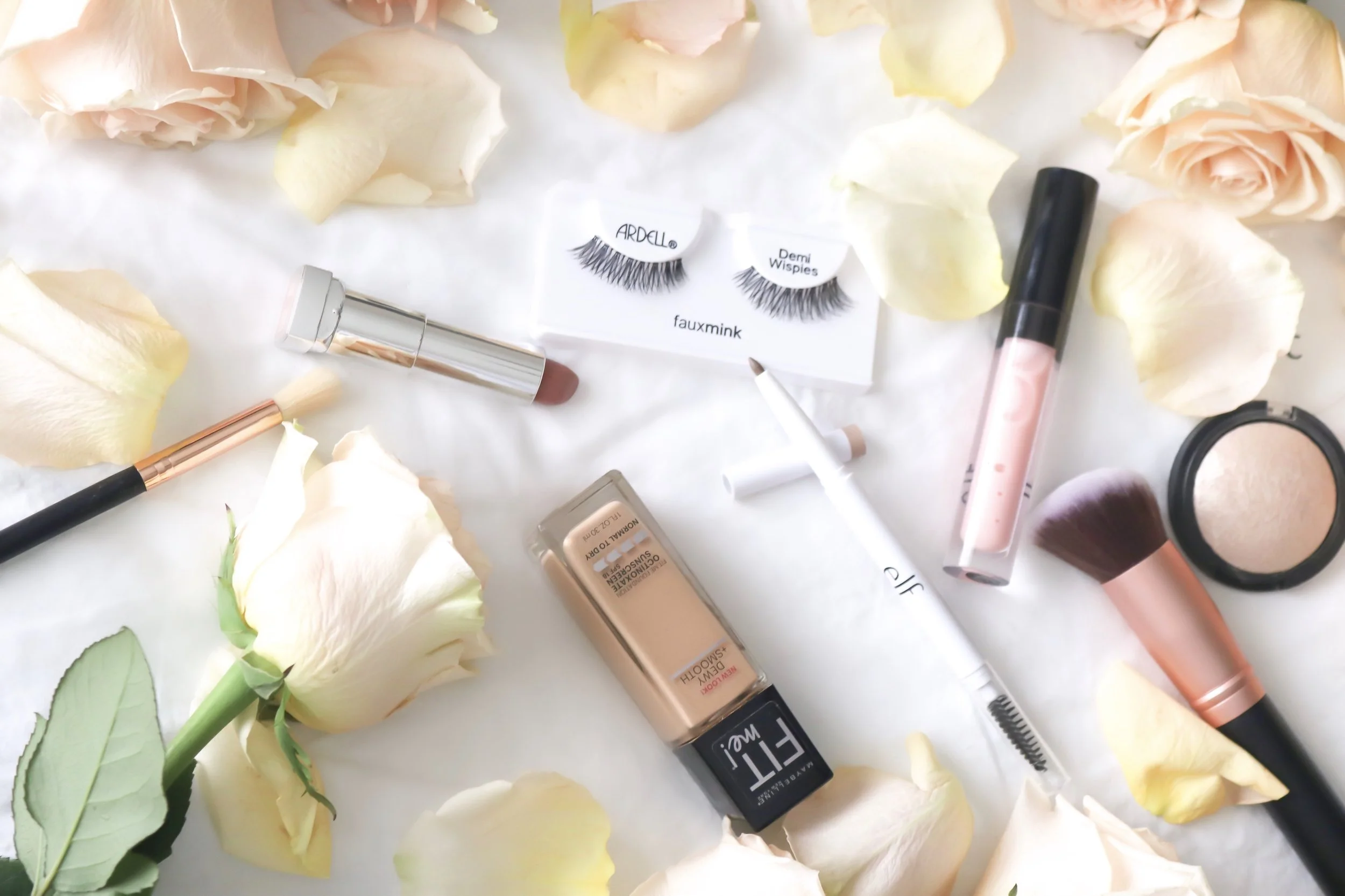 Facetune_29-04-2019-12-40-40 3.jpg