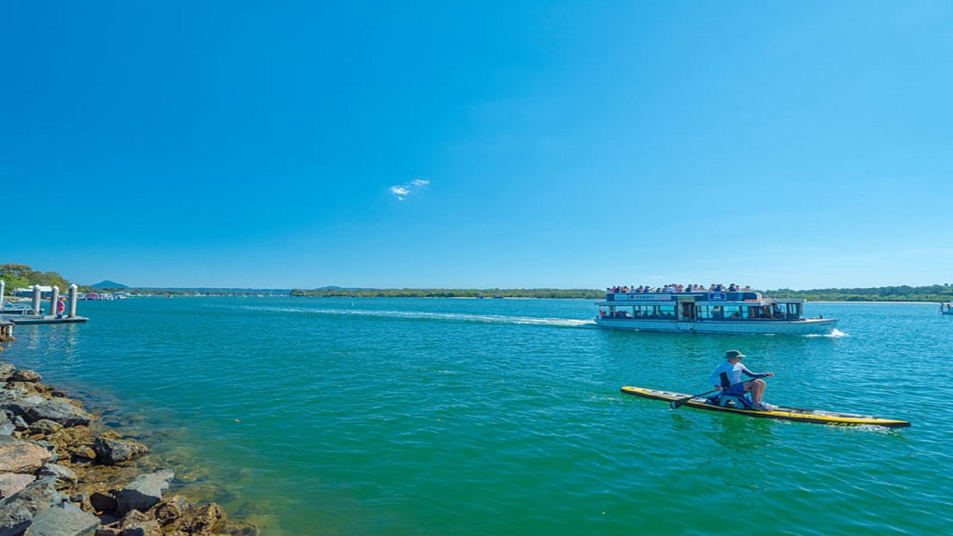 unit 7 number 3 william st noosaville river.jpg
