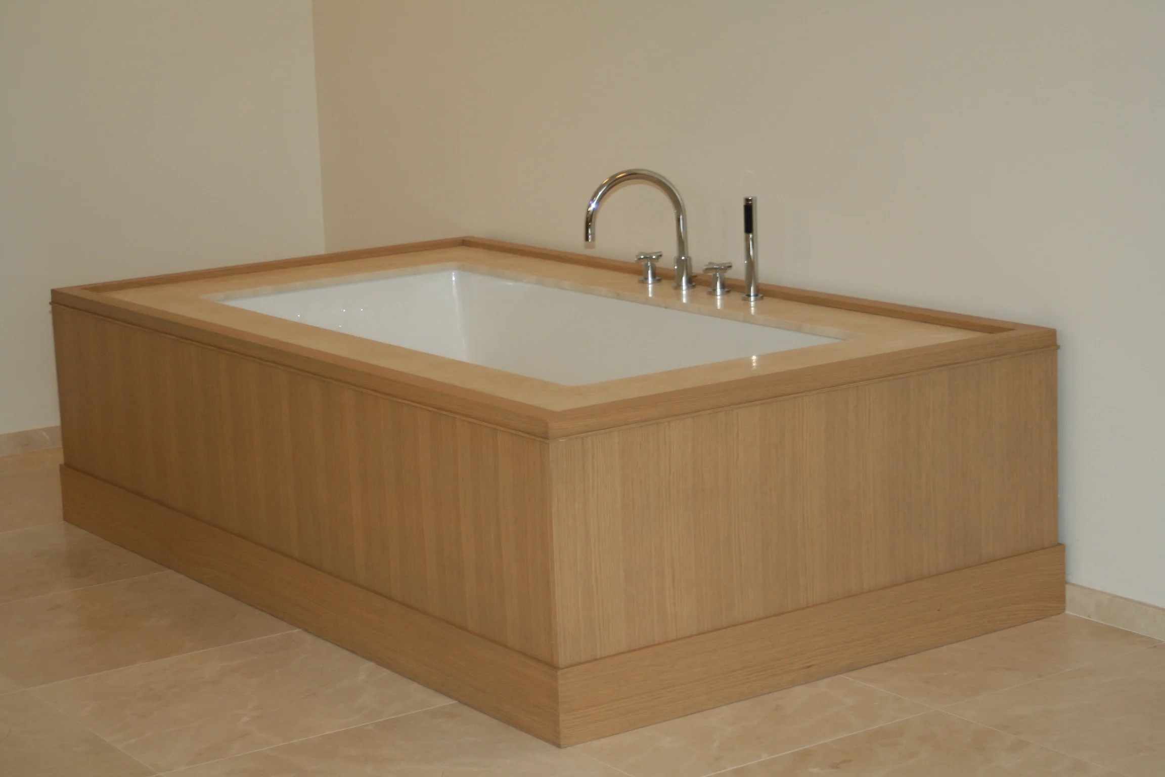 Copy of Karmin 2005 01 (60).jpg