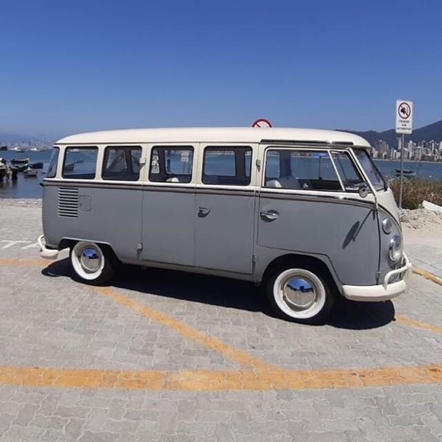 Is the year of the mouse, so 🐁 grey on the way. #airmighty #vwlifestyle #vwlovers #vwlove #vwsociety #vwcommunity #classicvw #vwscene #vwlife #splitbus #vbudlove #vwbusner #vwbus #aircooled #vwcamper #vanlife #aircooled_society #aircooled_classics #