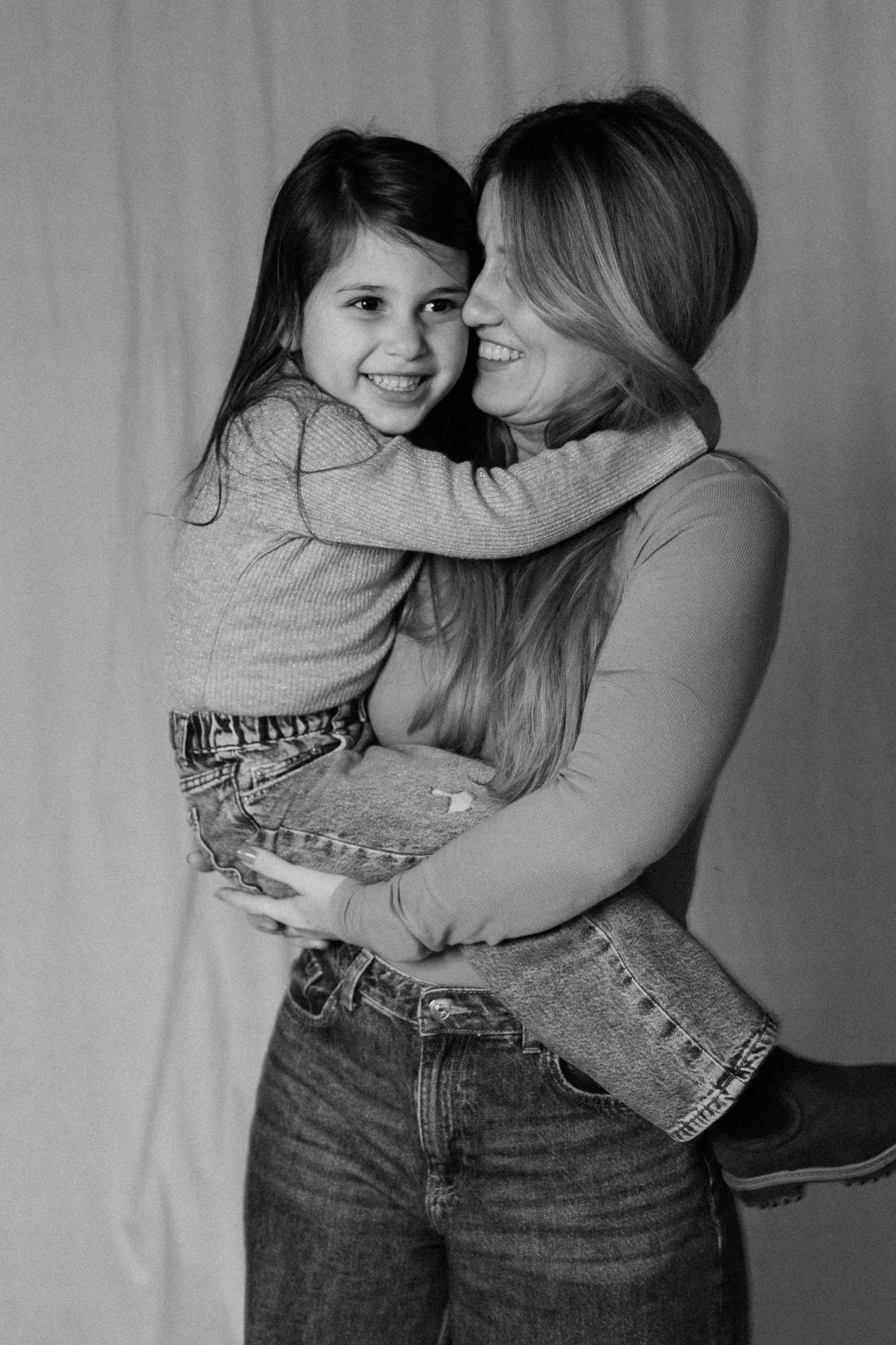 Serena & Mahara-11.jpg