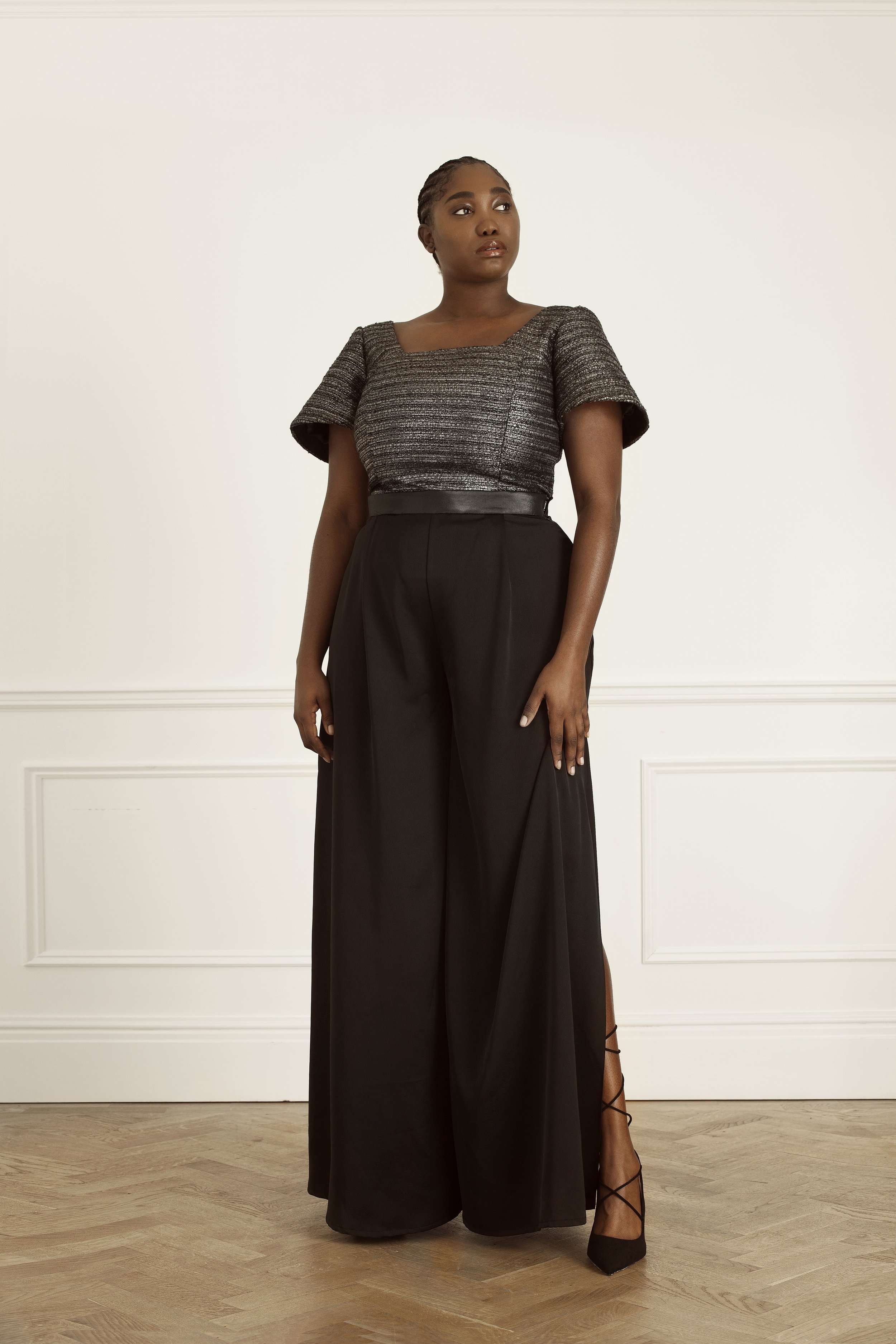 Squared Neck Top &amp; Black Front Pleated Trousers