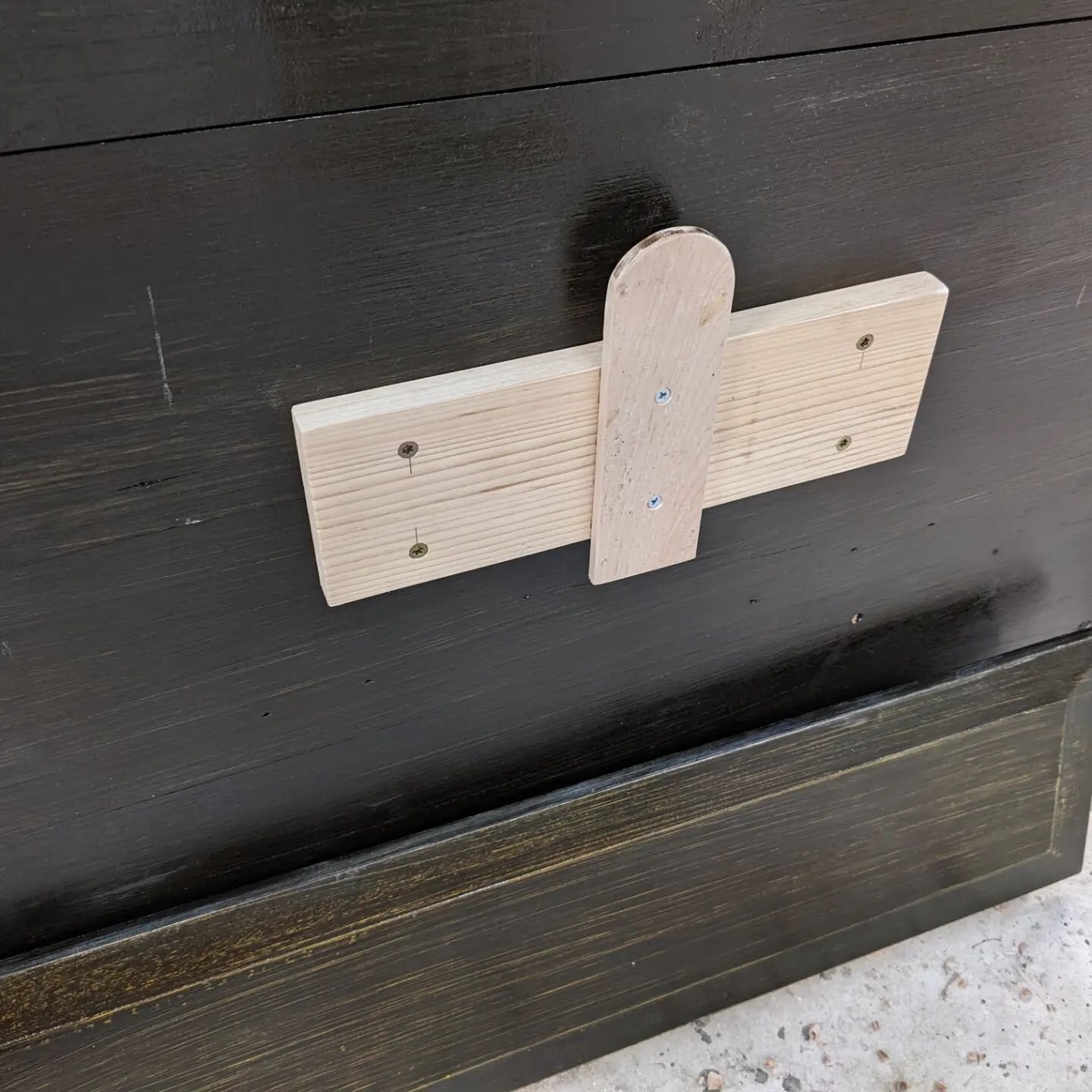 If you have a dutch tool chest, this is a convenient way to store the fall front. 

I've got two of them now, and while I like them, I definitely need easier access to my tools, as well as more storage.  If I had fewer tools that I used frequently, o