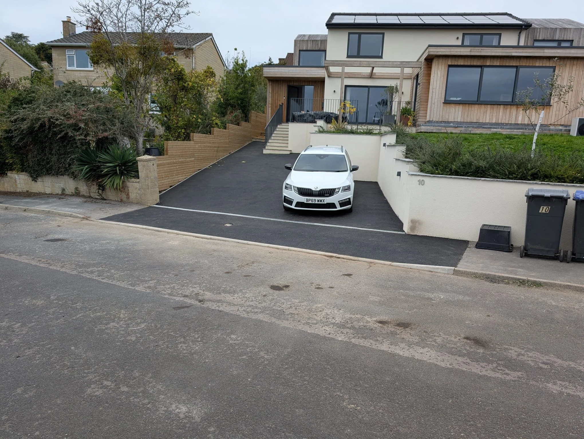 Contemporary extension 