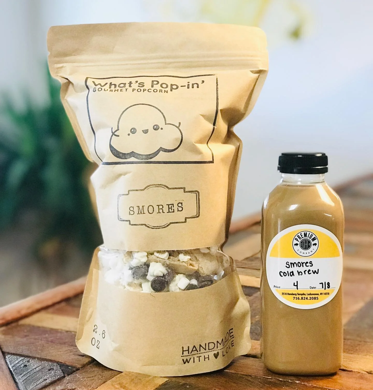 You have to try the new S&rsquo;mores cold brew at @premiumcoffeeco! Paired perfectly with our s&rsquo;mores popcorn! Stop by one of their locations today and don&rsquo;t forget to grab a bag of popcorn! 😉 🍿 ☕️