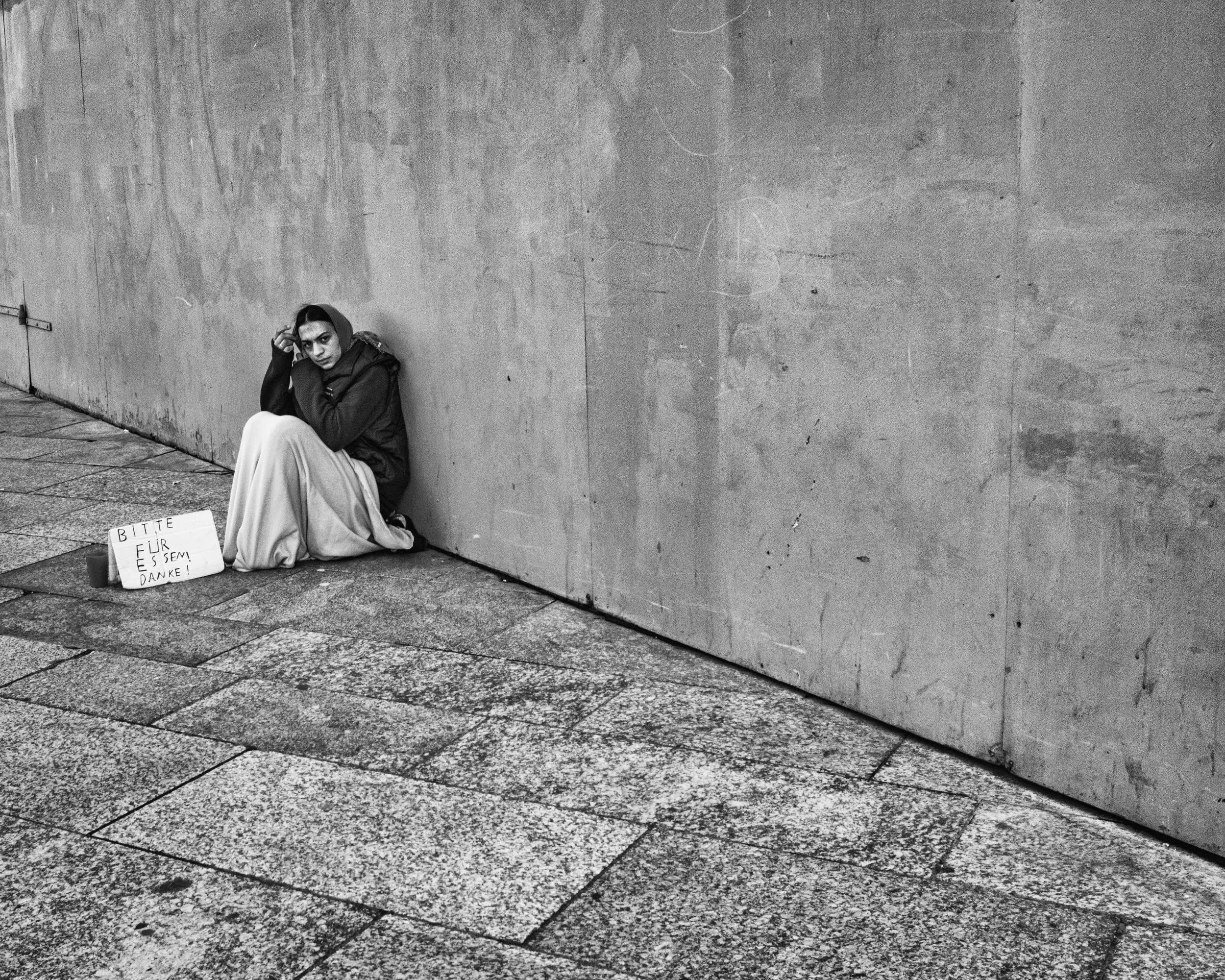 Cologne Cathedral Plaza_2.jpg