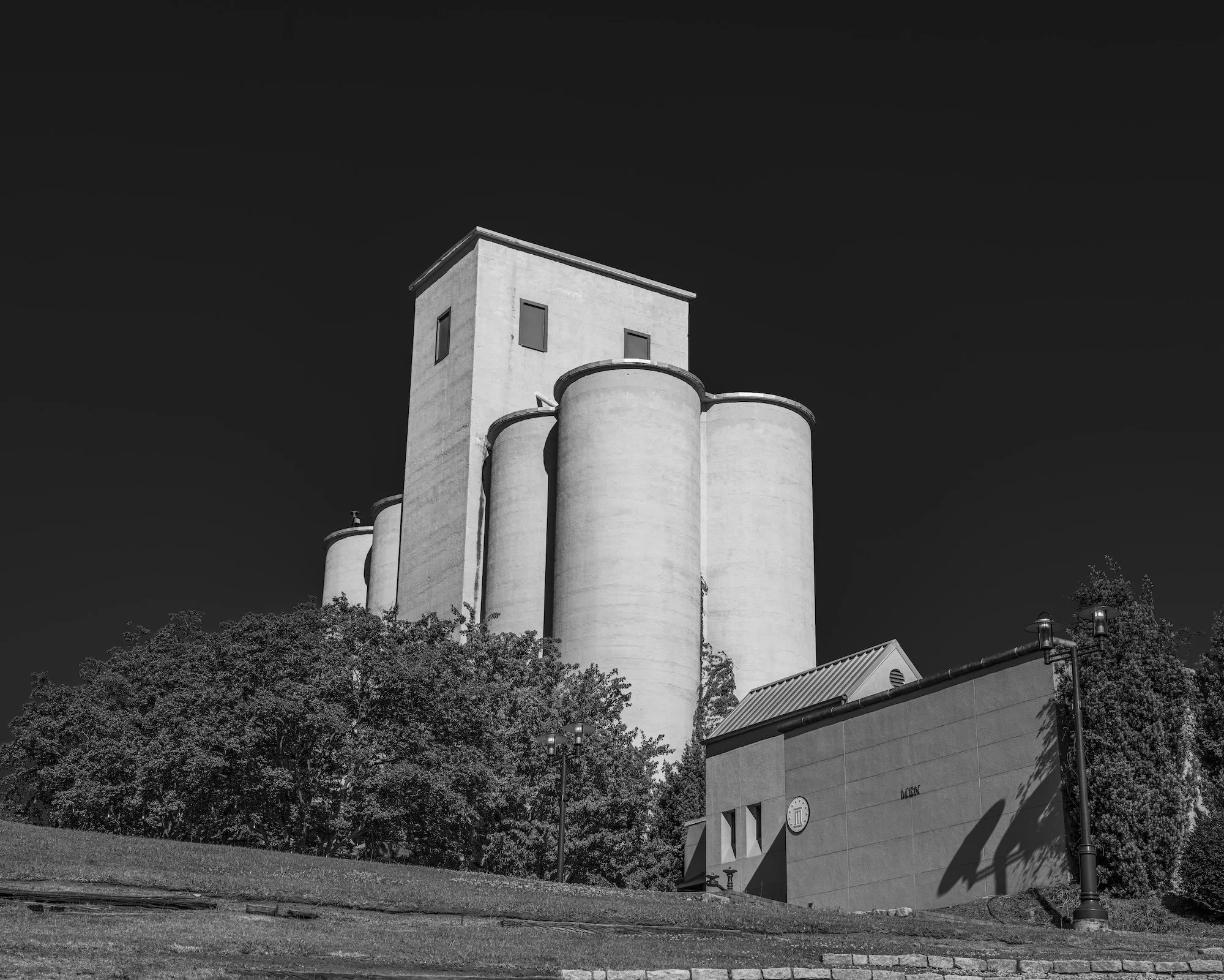 Montgomery2 copy.jpg