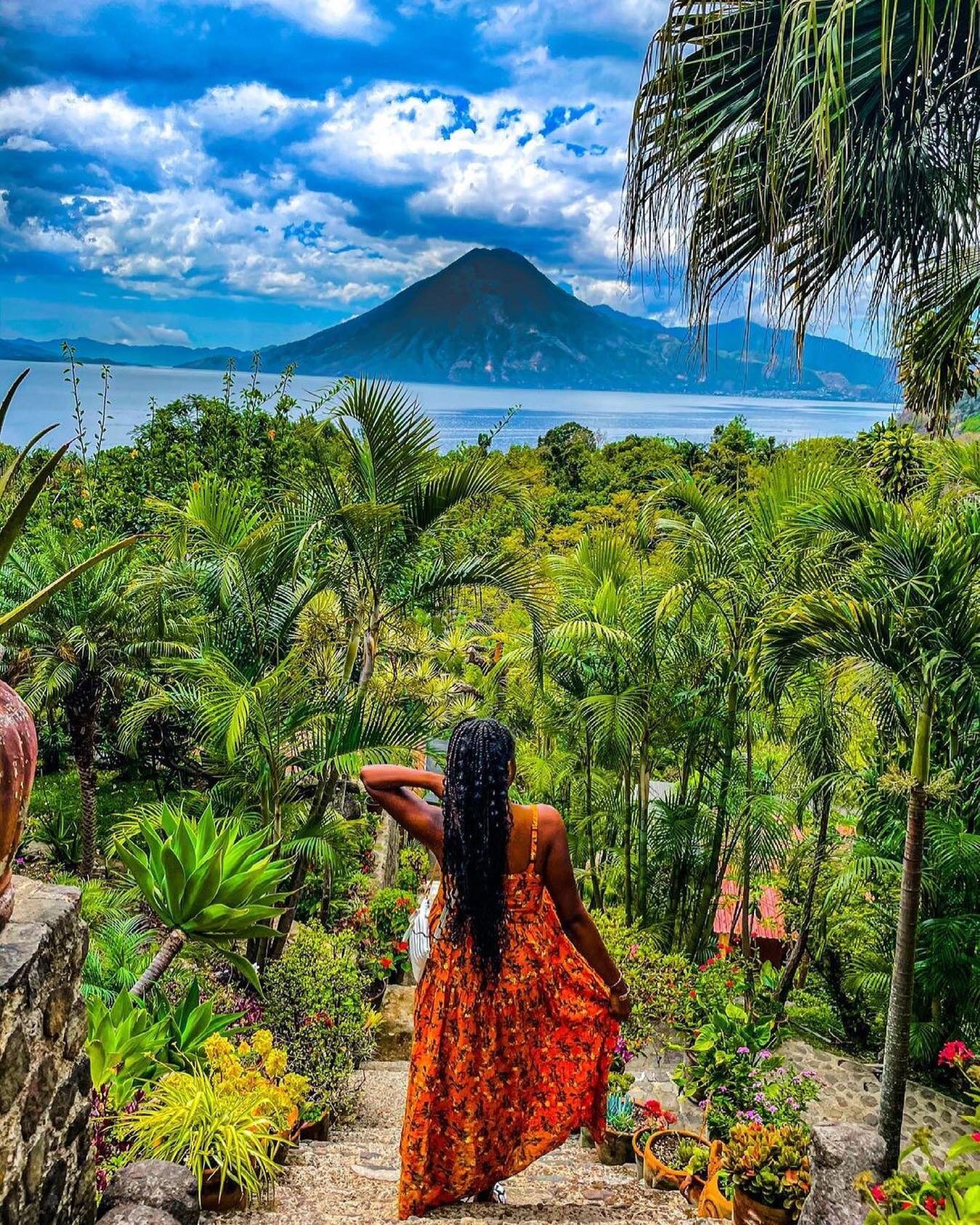 📸 #repost @kylahstravels

Come with me to a magical place ✨

A place with one of the most beautiful lakes in the world surrounded by volcanoes. A place rich in indigenous Mayan culture and a bunch of positive vibes. A place where Spanish is taught a