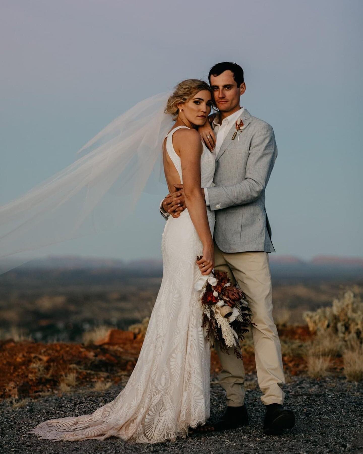 Umm... Yeah okay then. 😳😍😍🔥
Are these two for real? Absolute fire. x 

𝘾𝘼𝙍𝙇𝙄𝙀 + 𝙈𝙄𝘾𝙃𝙀𝘼𝙇 🤎

These two are creating the life they've always dreamed of in the Red Centre.. 🍂
Side by side in all adventures, 4WDing with their doggos, ha