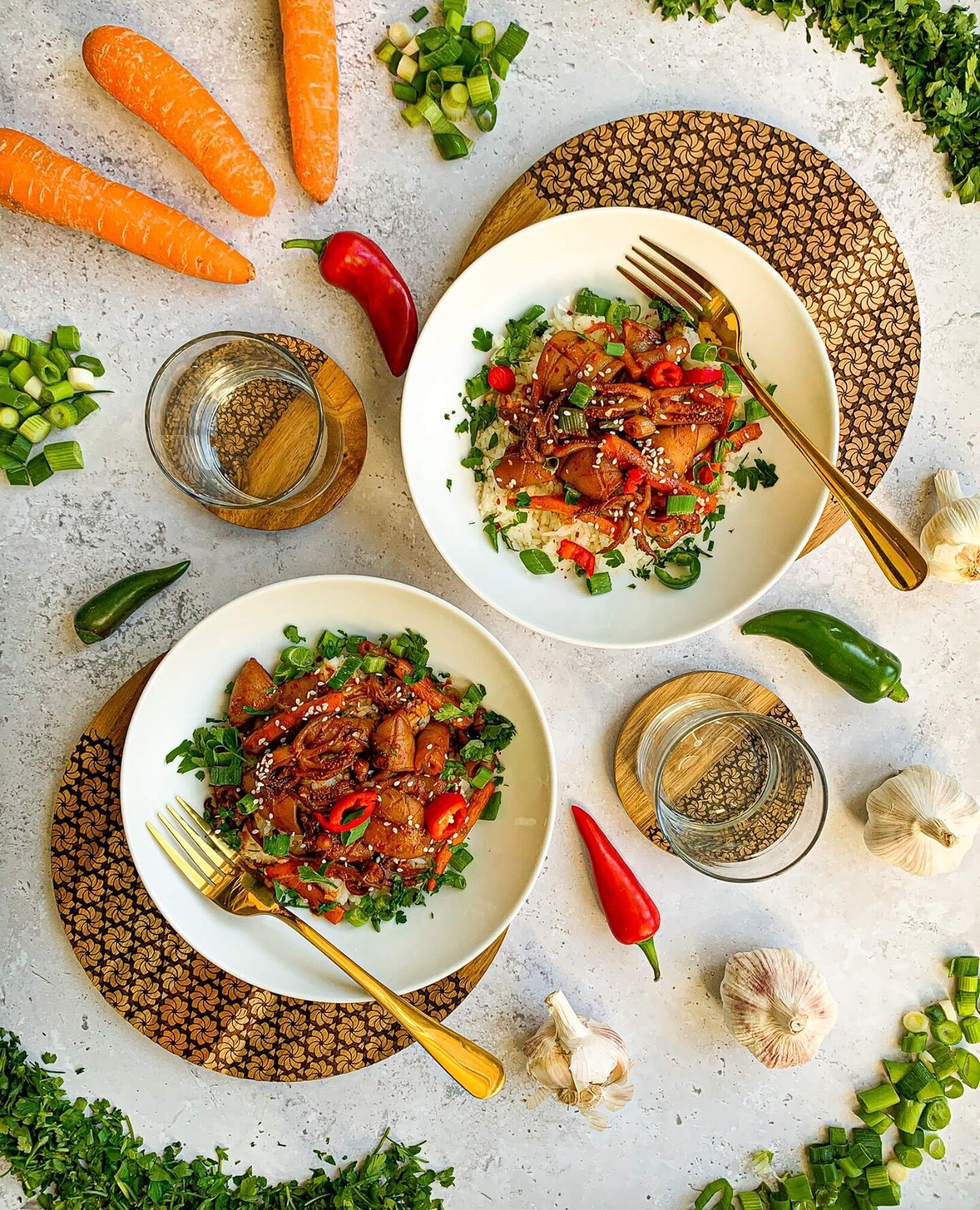 Korean Spicy Squid Stir-fry Recipe 🍲 ⁠
-⁠
A delicious, super quick Korean squid stir-fry dish that cooks in no time at all making it perfect for weeknight dinners. ⁠
-⁠
Head to the link in my bio, and select this image to get the recipe! ⁠
⁠
⁠
⁠
⁠
_