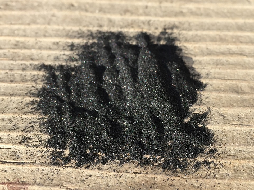 Should You Stay Away From Charcoal Toothpaste?