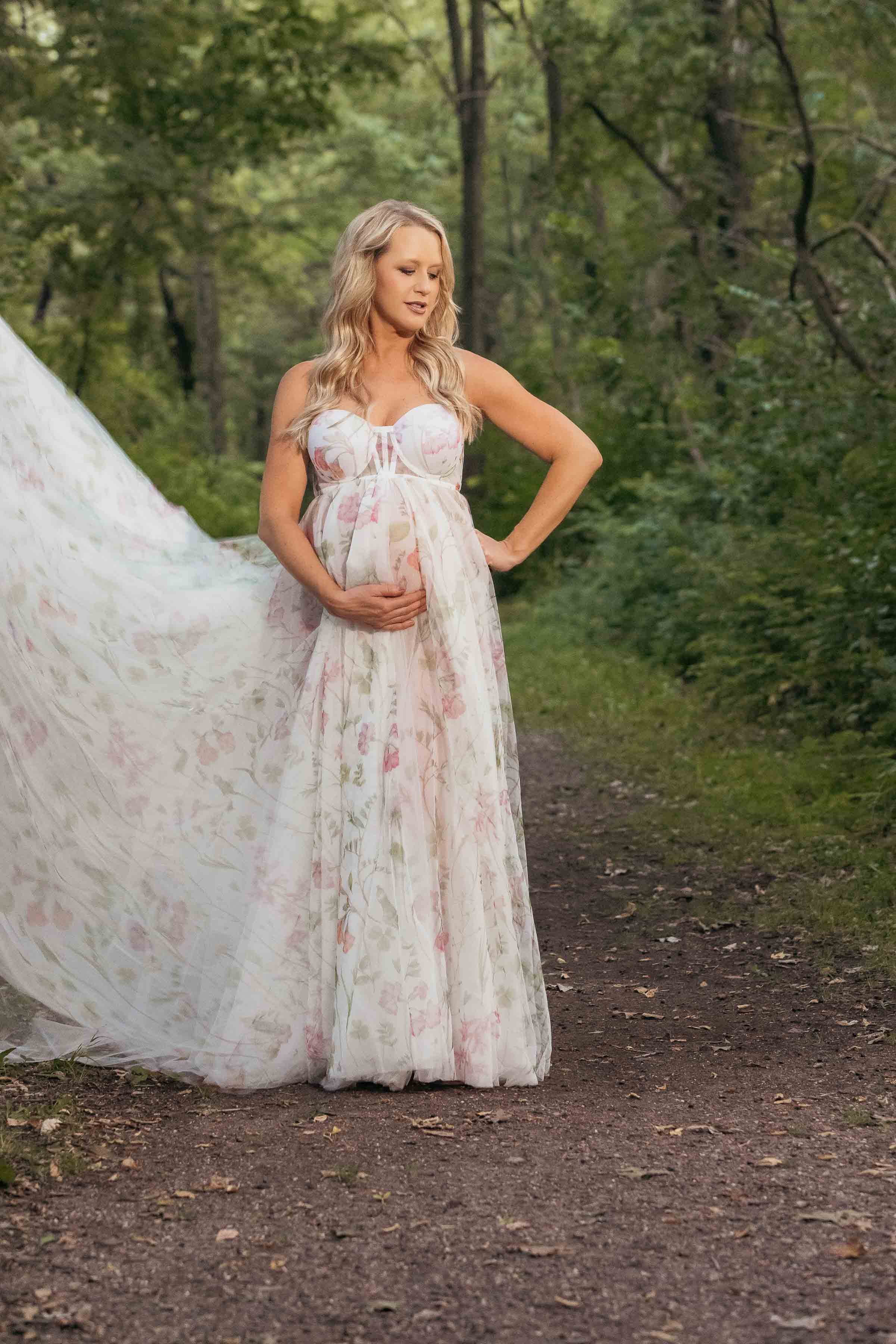 Outdoor Maternity Photos in Janesville WI